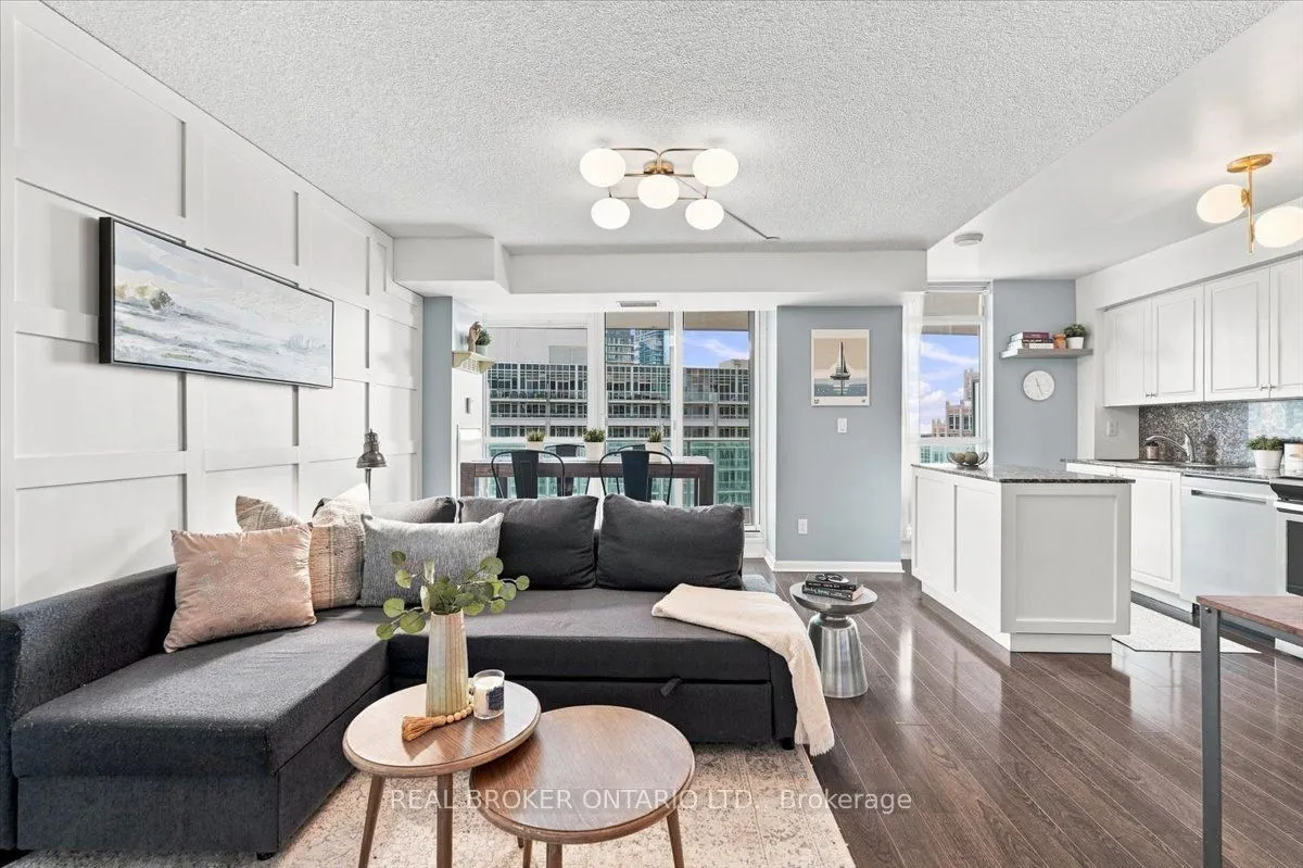 209 Fort York Boulevard #1468