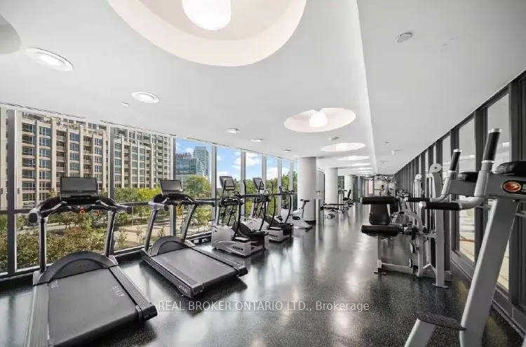 209 Fort York Boulevard #1468