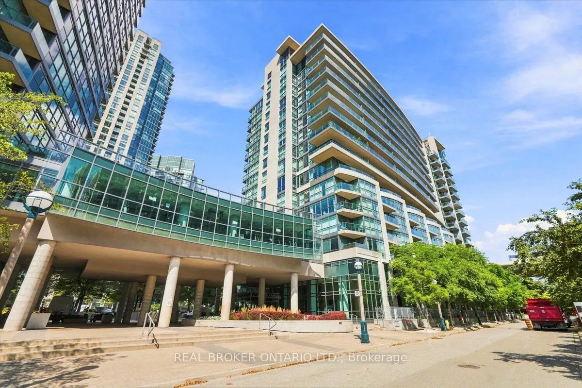 209 Fort York Boulevard #1468