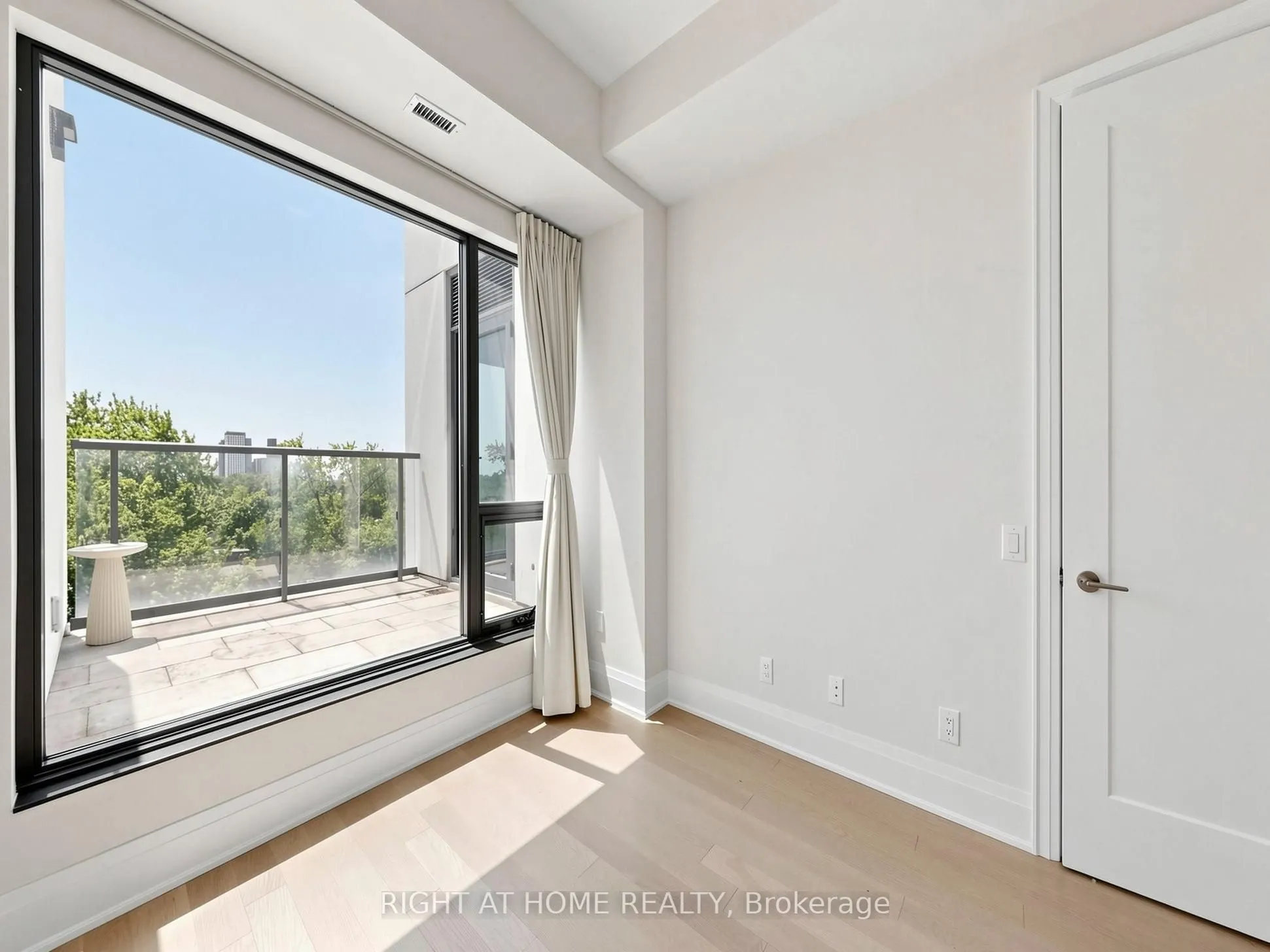 280 Howland Avenue #615