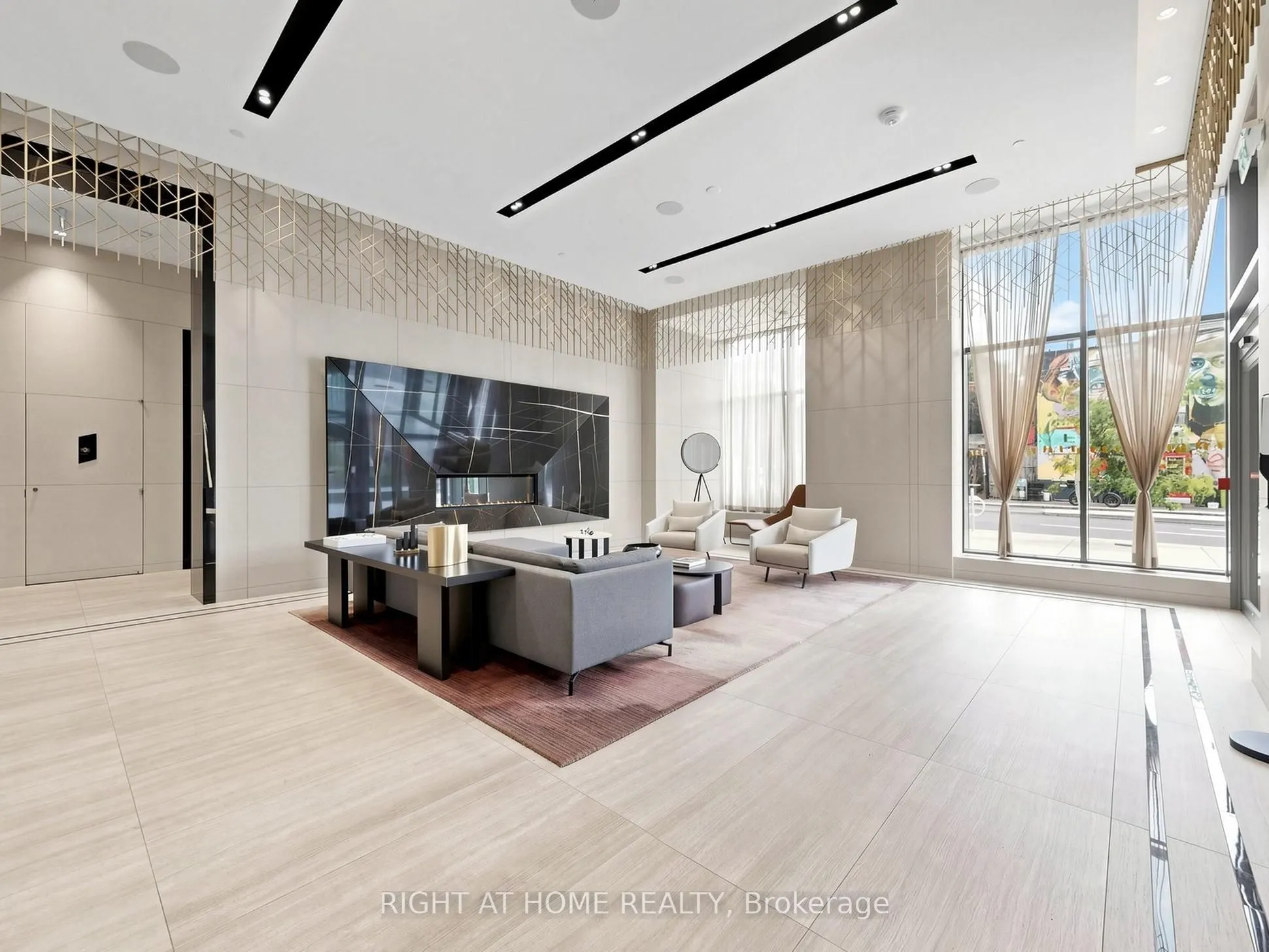 280 Howland Avenue #615