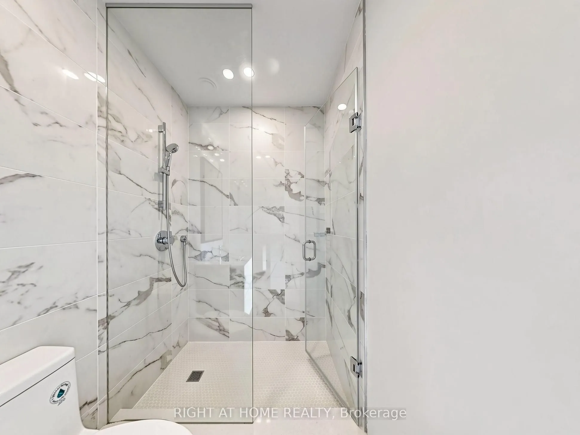 280 Howland Avenue #615