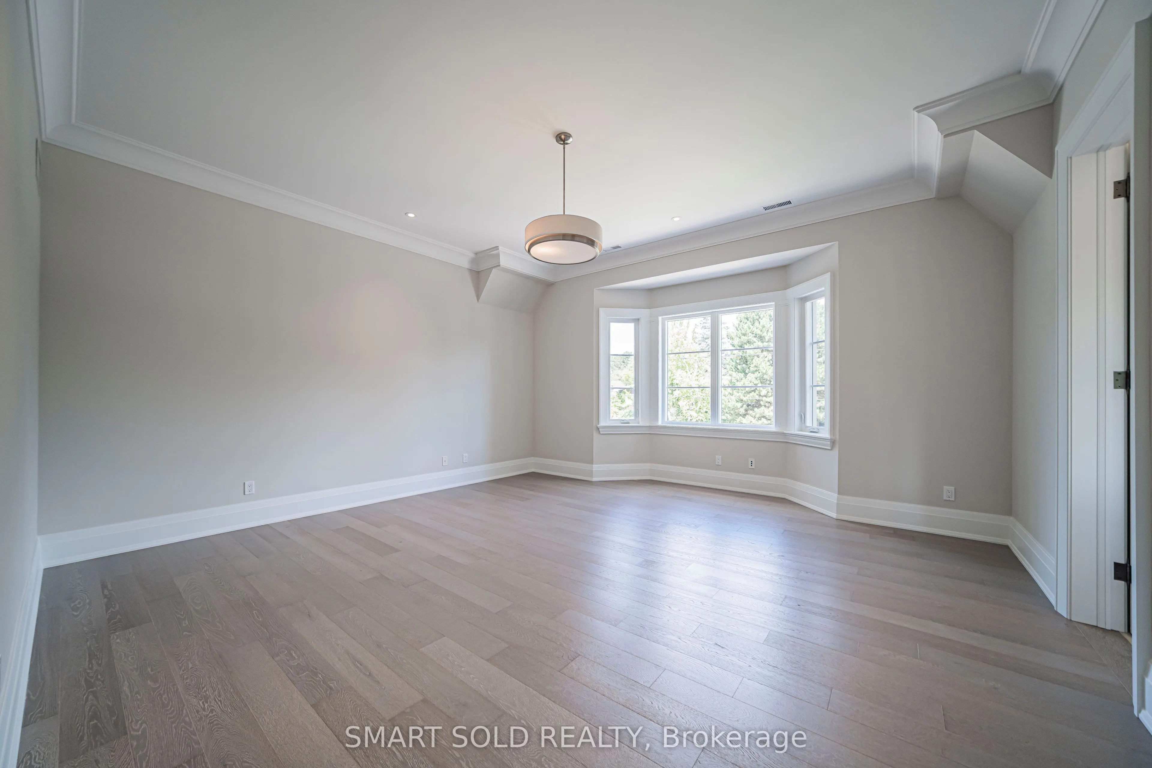 9 Saintfield Avenue
