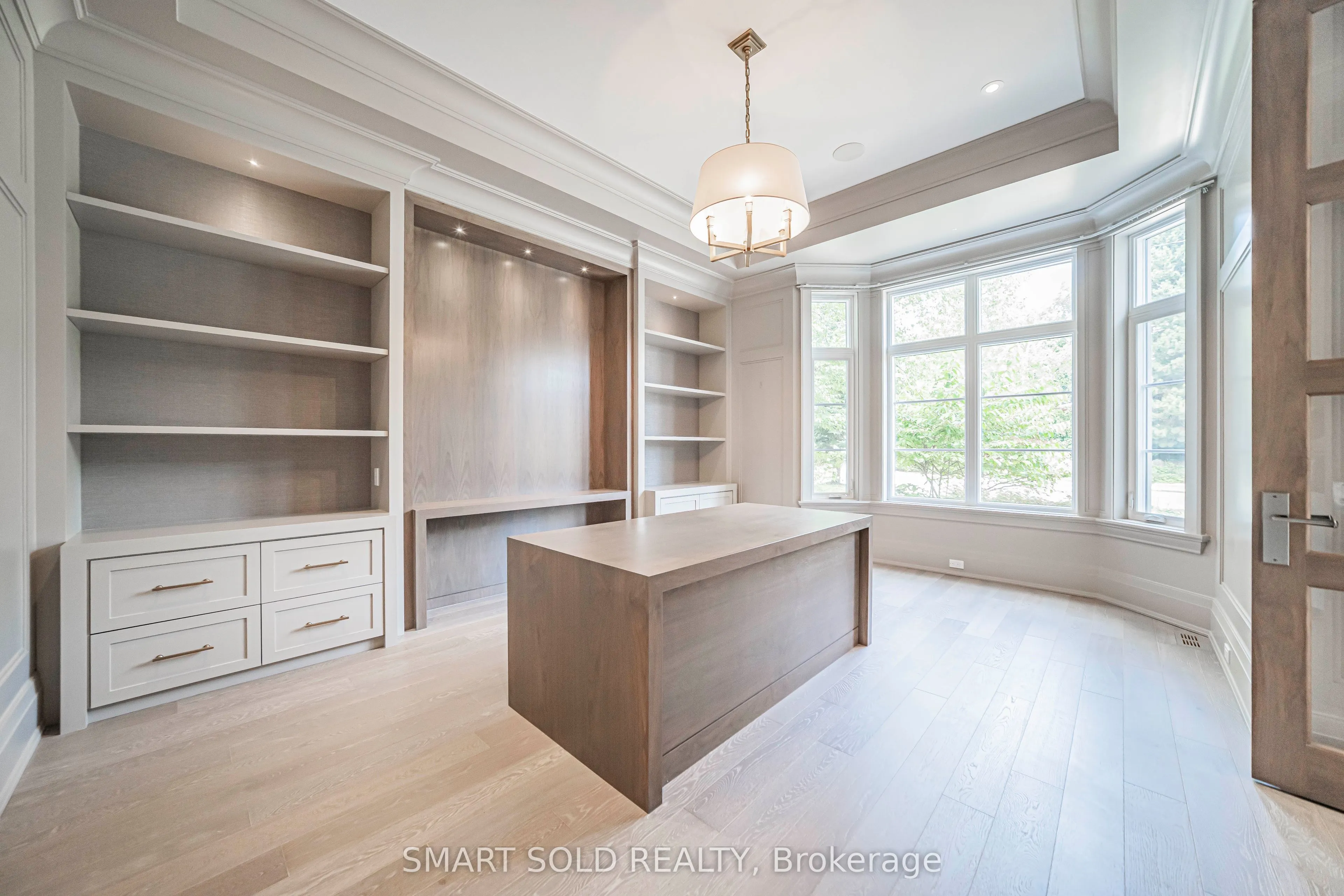 9 Saintfield Avenue