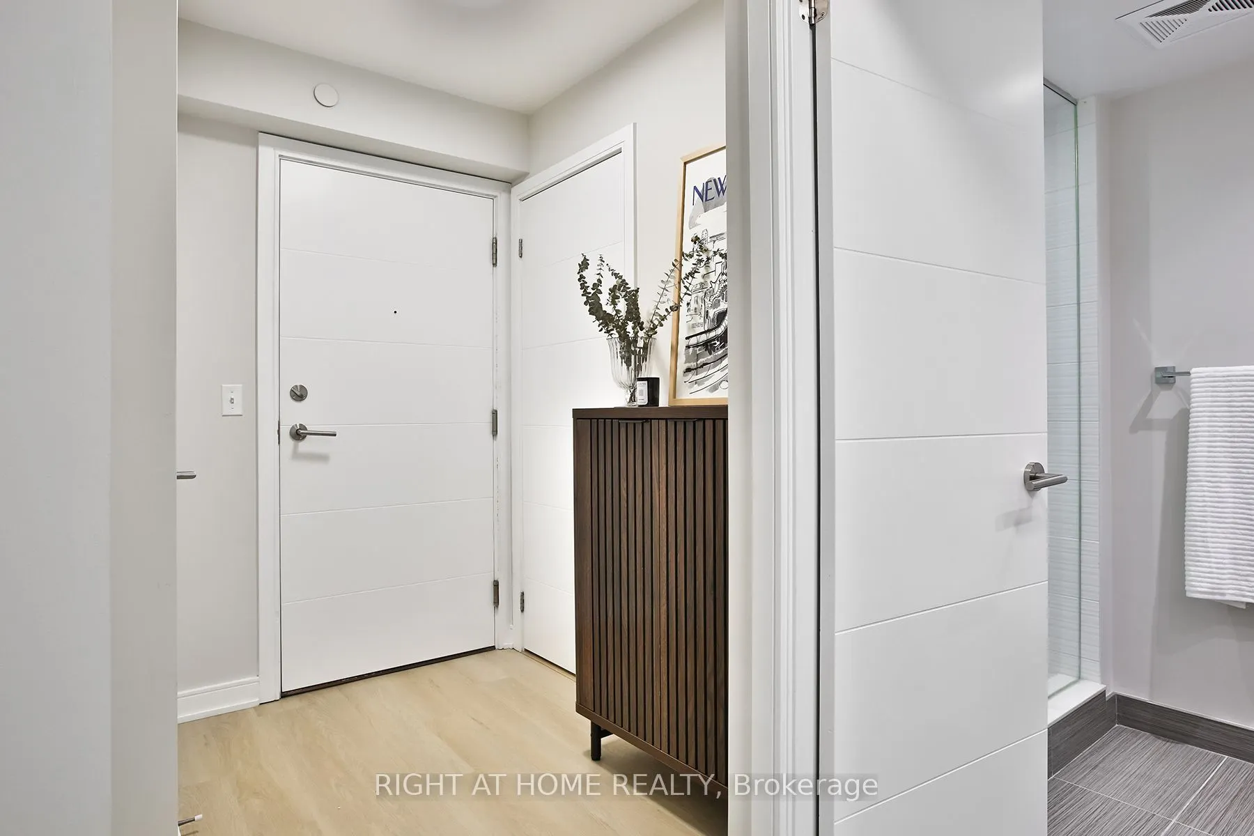 525 Adelaide Street W #1623