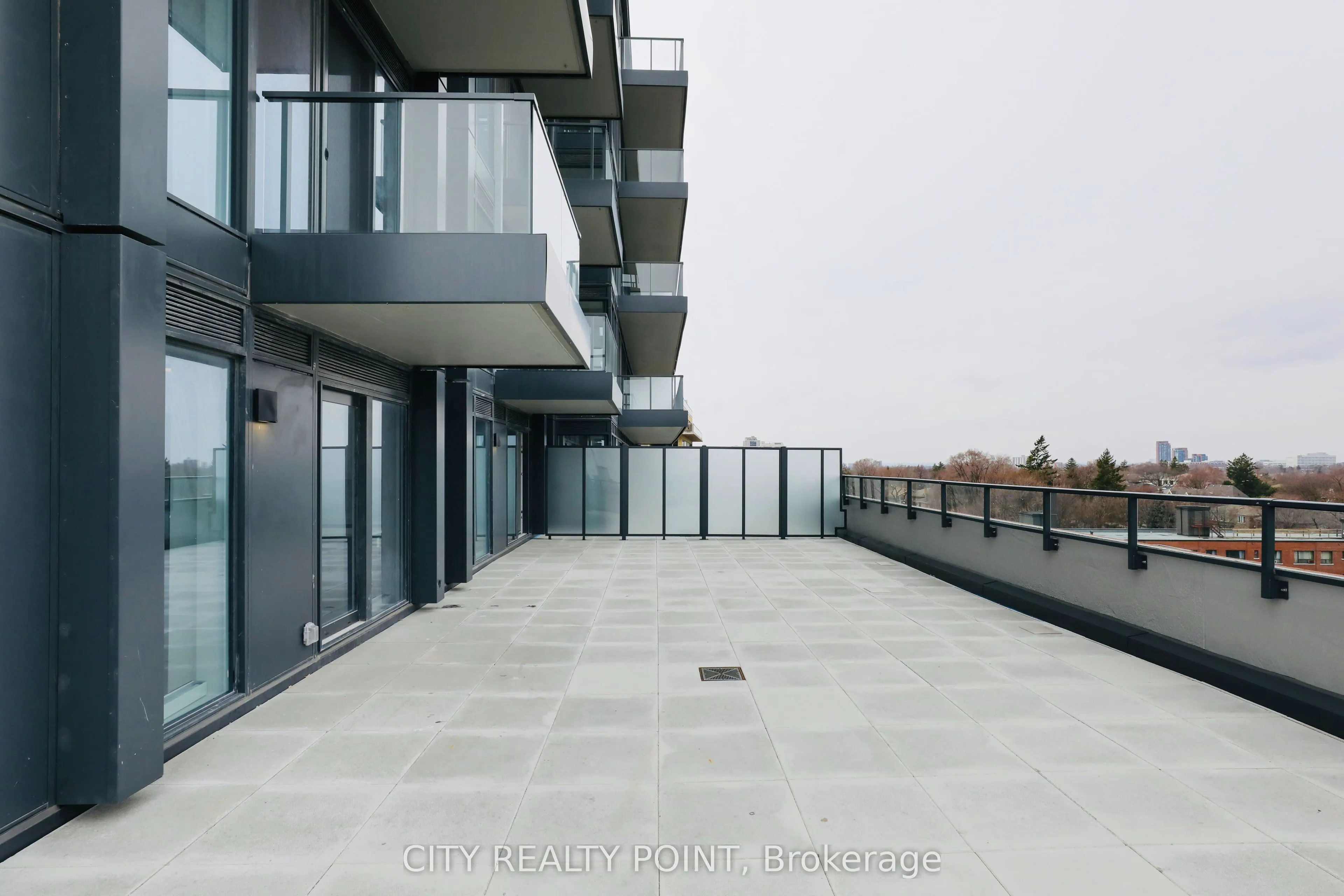 2525 Bathurst Street #909