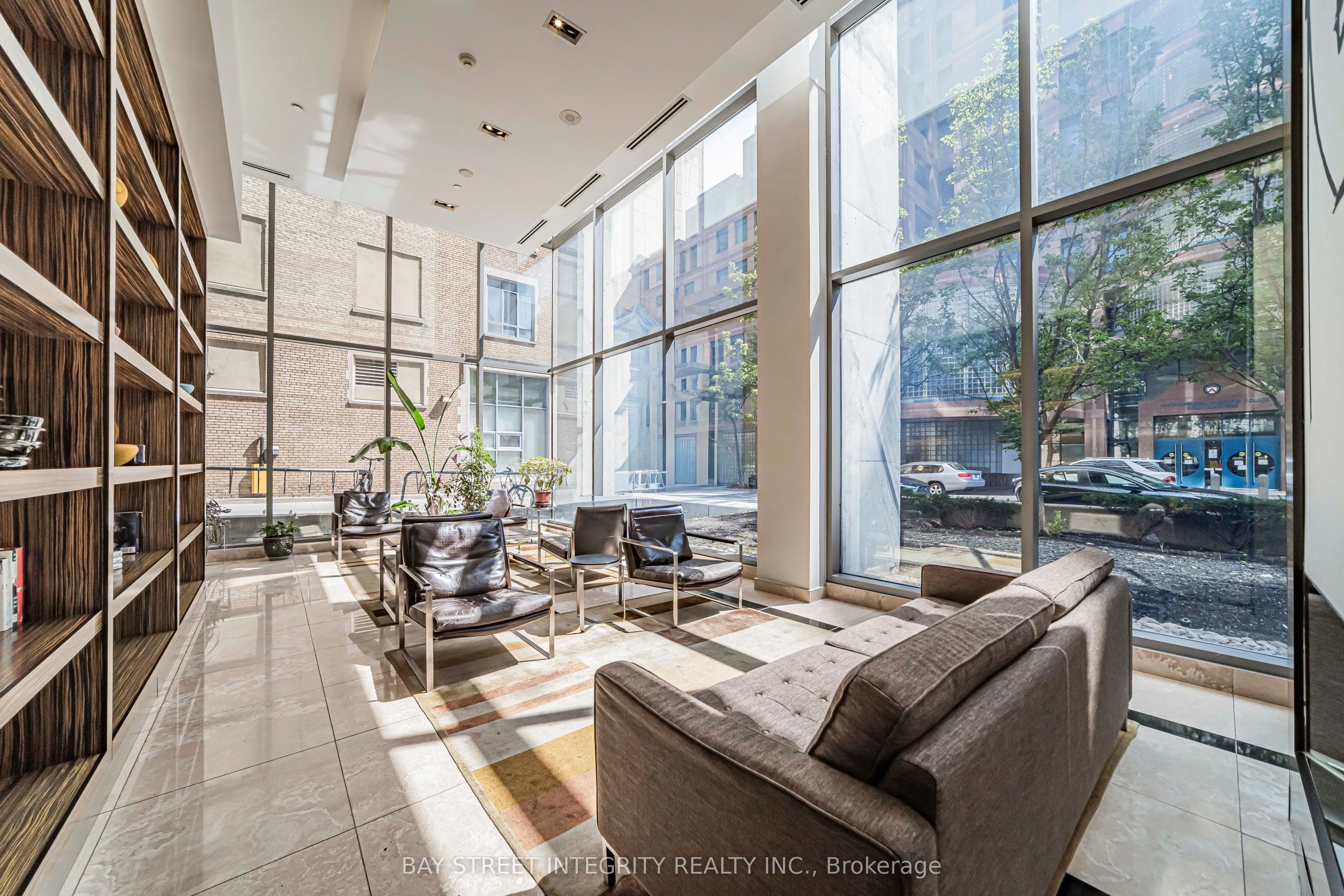 38 Grenville Street #1406