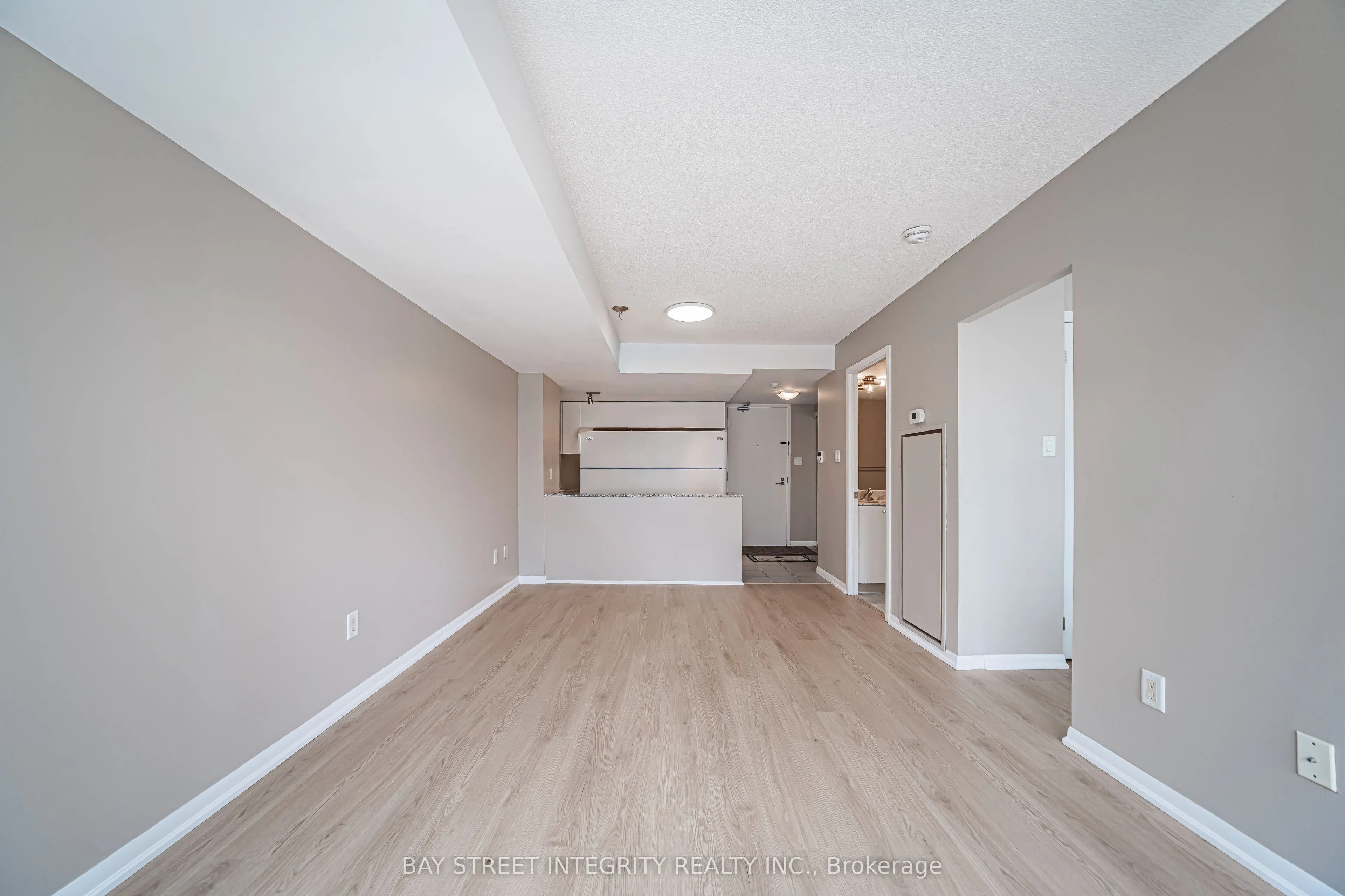 38 Grenville Street #1406