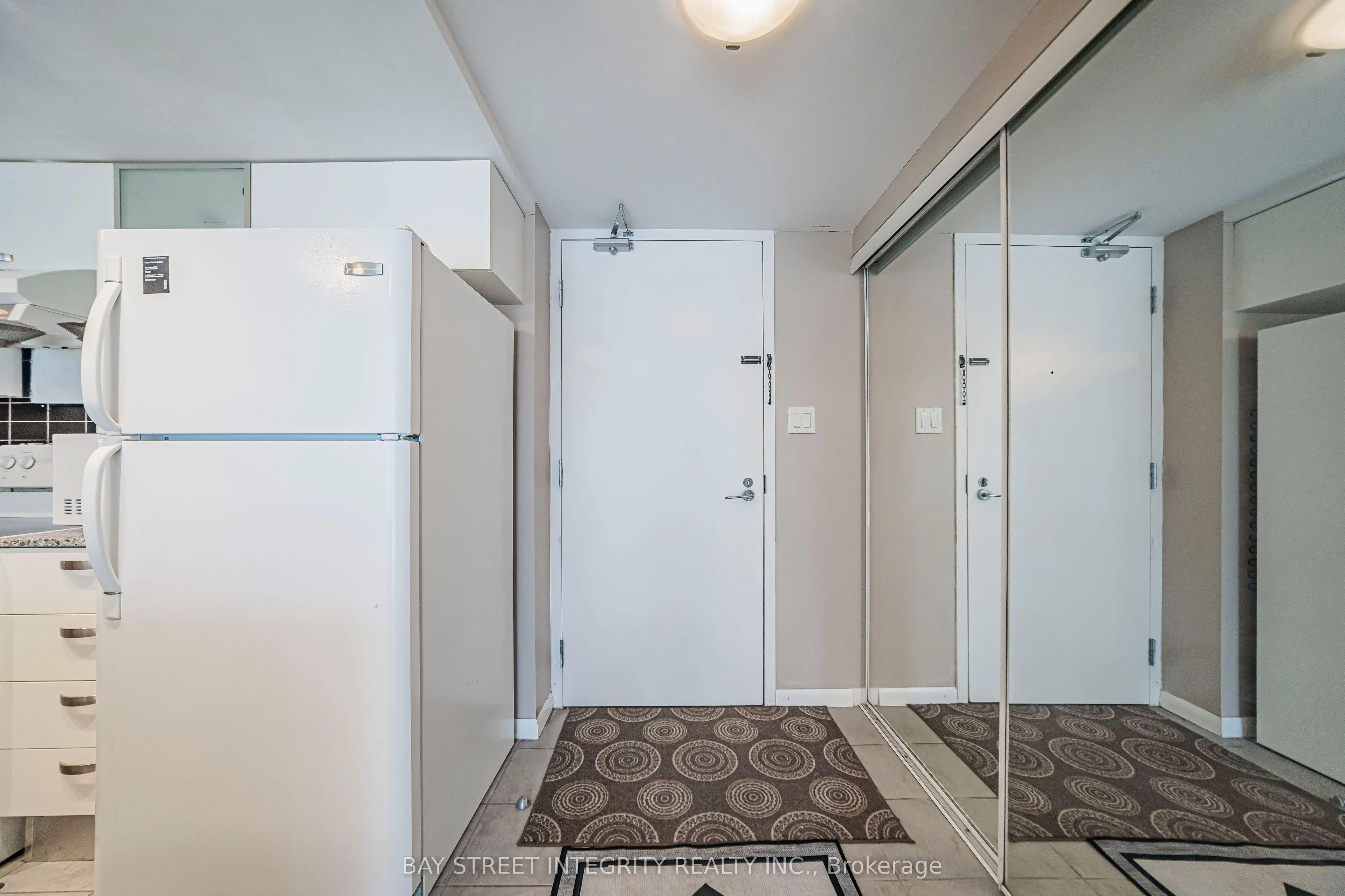 38 Grenville Street #1406