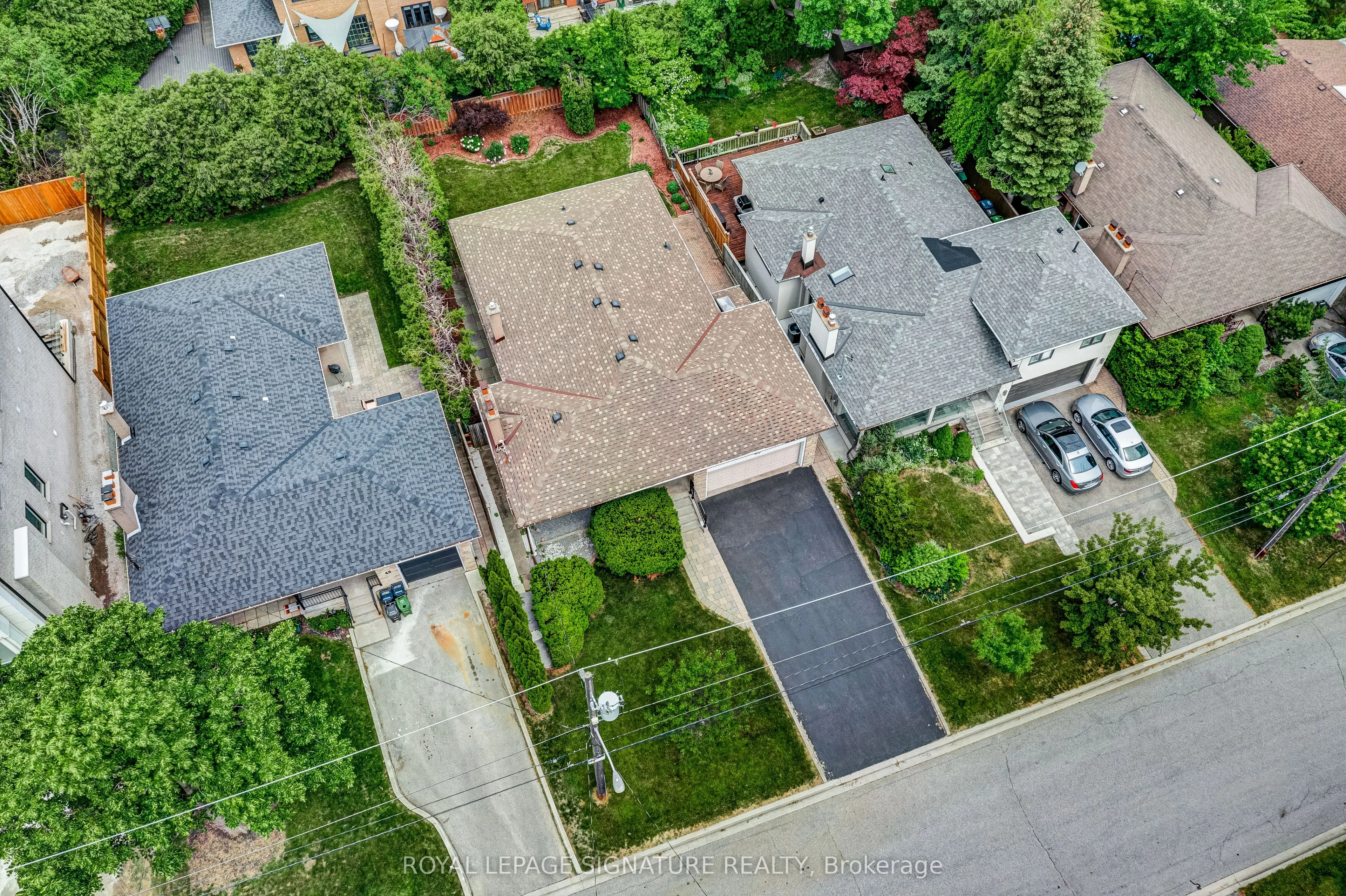 43 Viamede Crescent