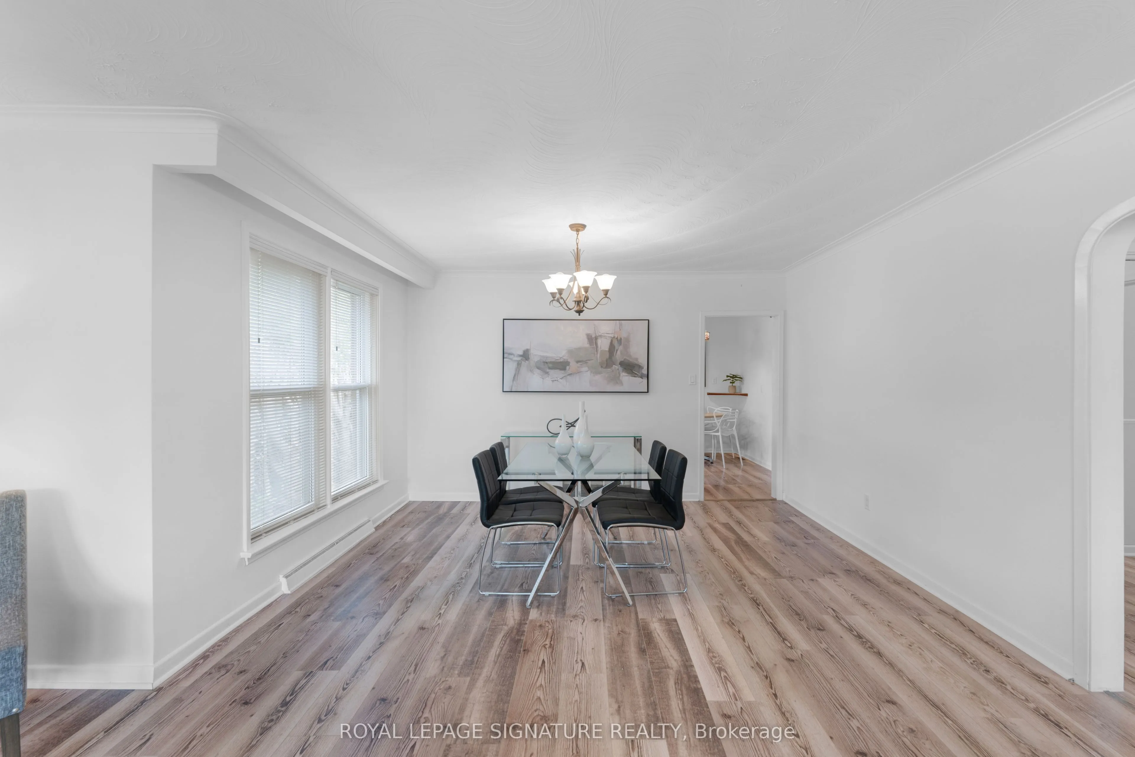 43 Viamede Crescent