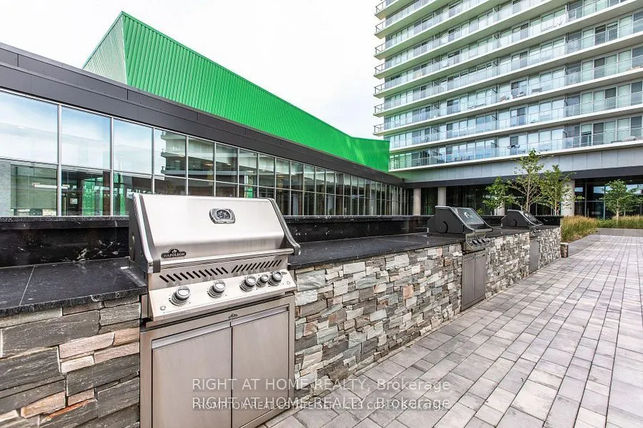 115 McMahon Drive #1005