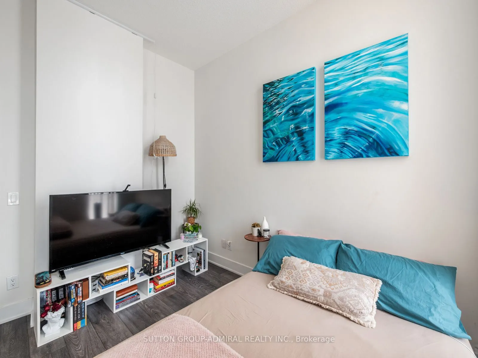 188 Fairview Mall Drive #101