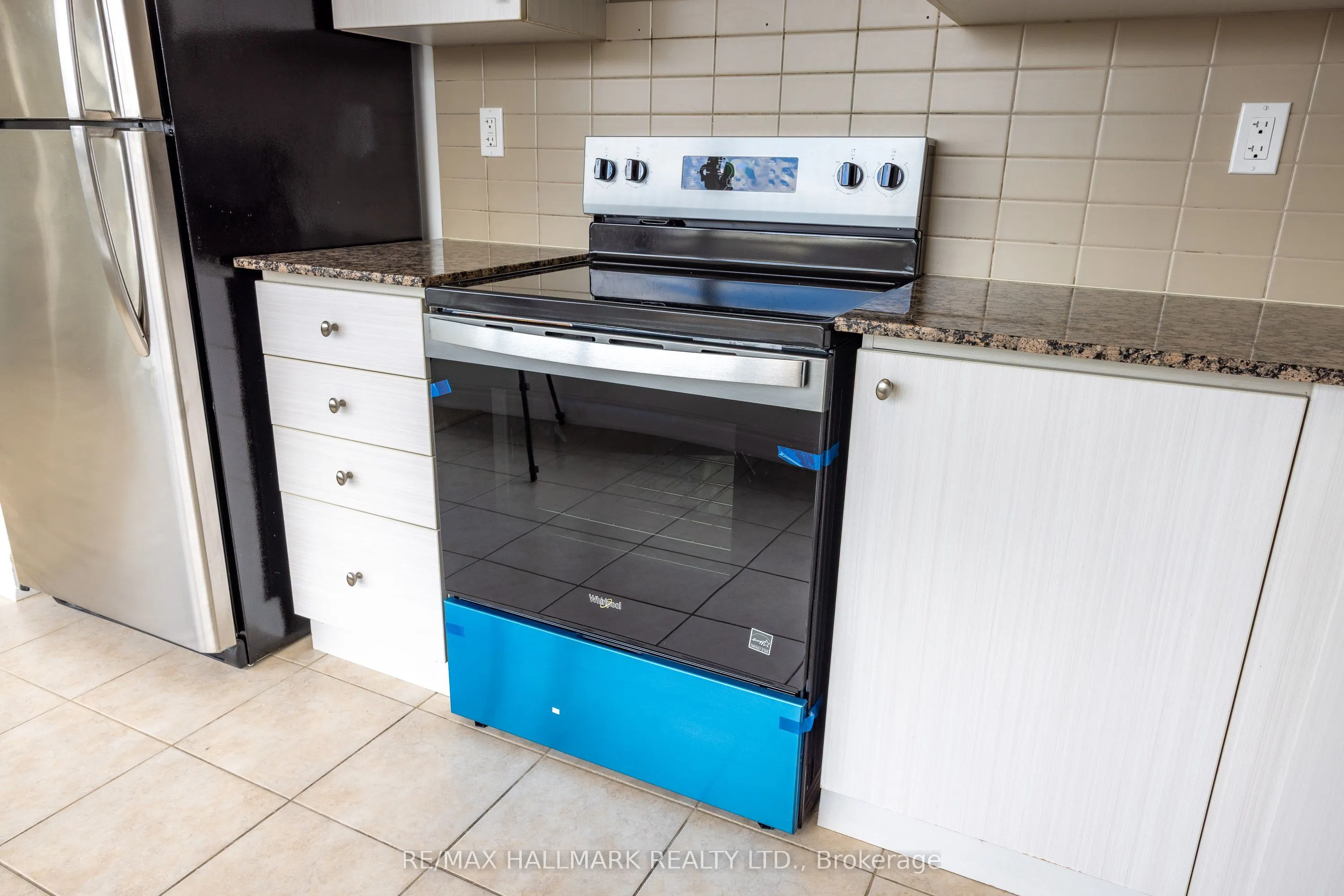 275 Yorkland Road #802