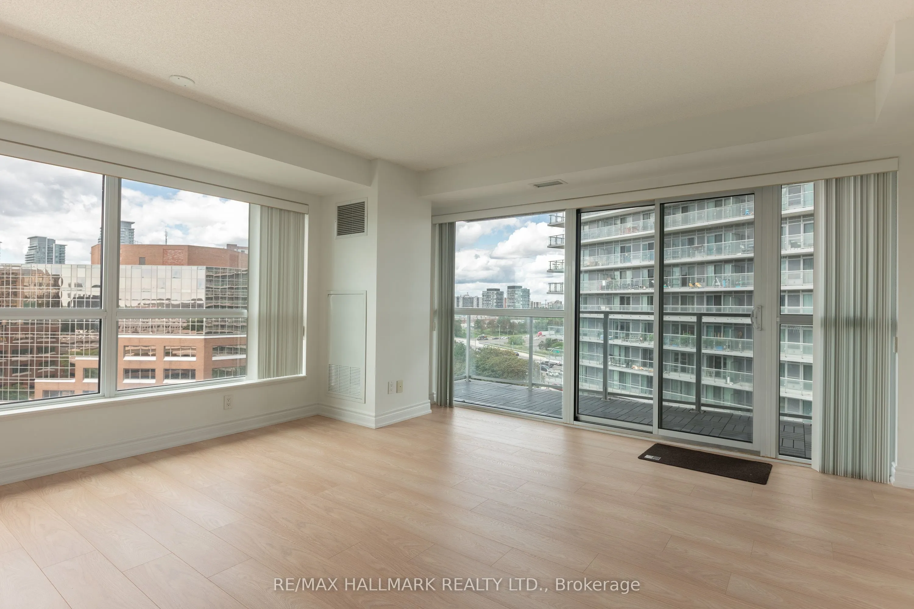 275 Yorkland Road #802