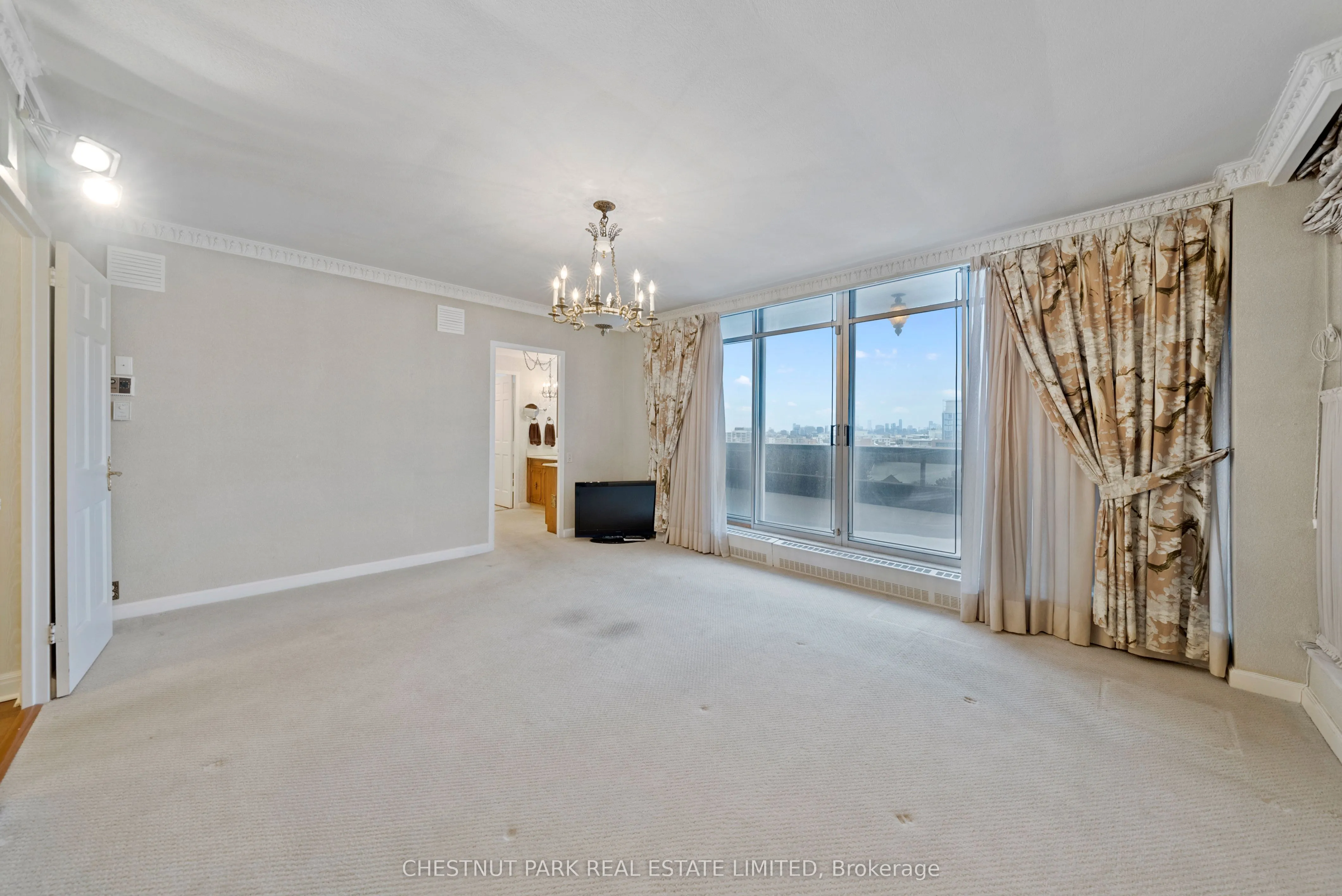 2600 Bathurst Street #PH 1