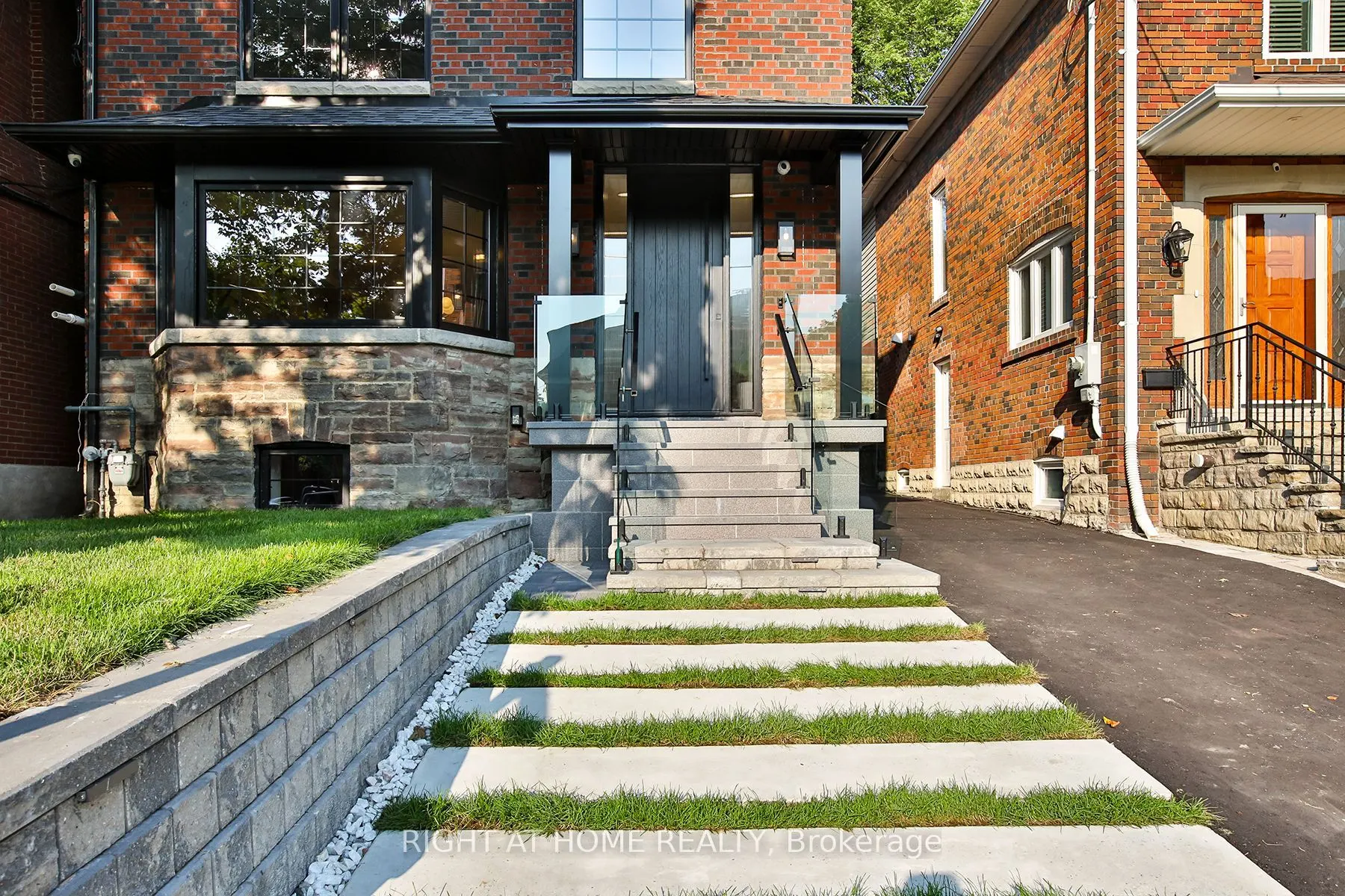 106 Eastbourne Avenue