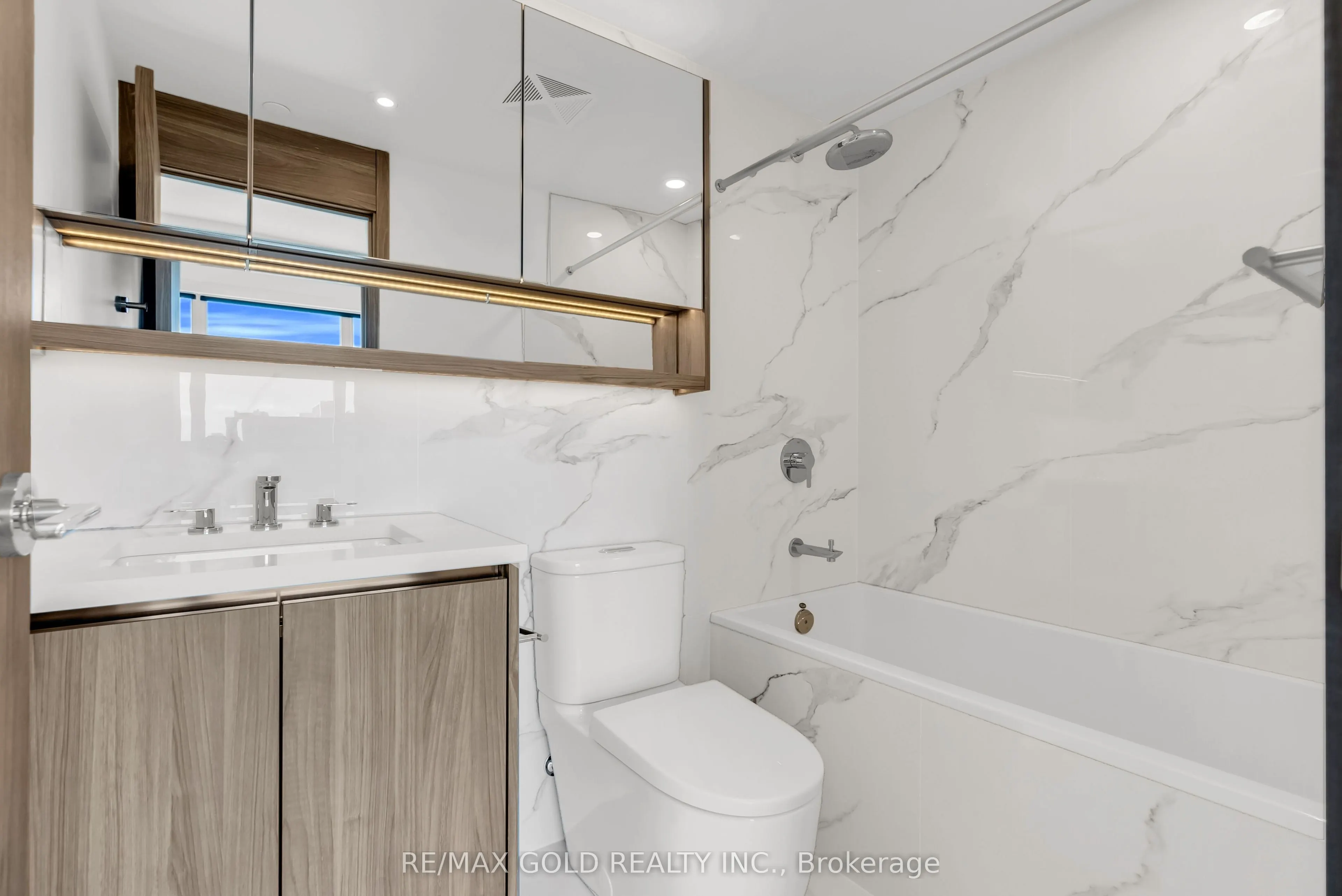 68 Esther Shiner Boulevard #2315