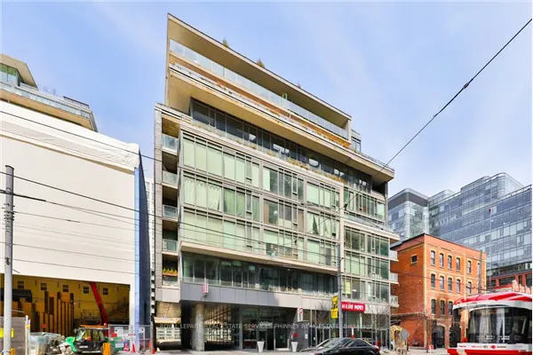 650 KING Street W #207