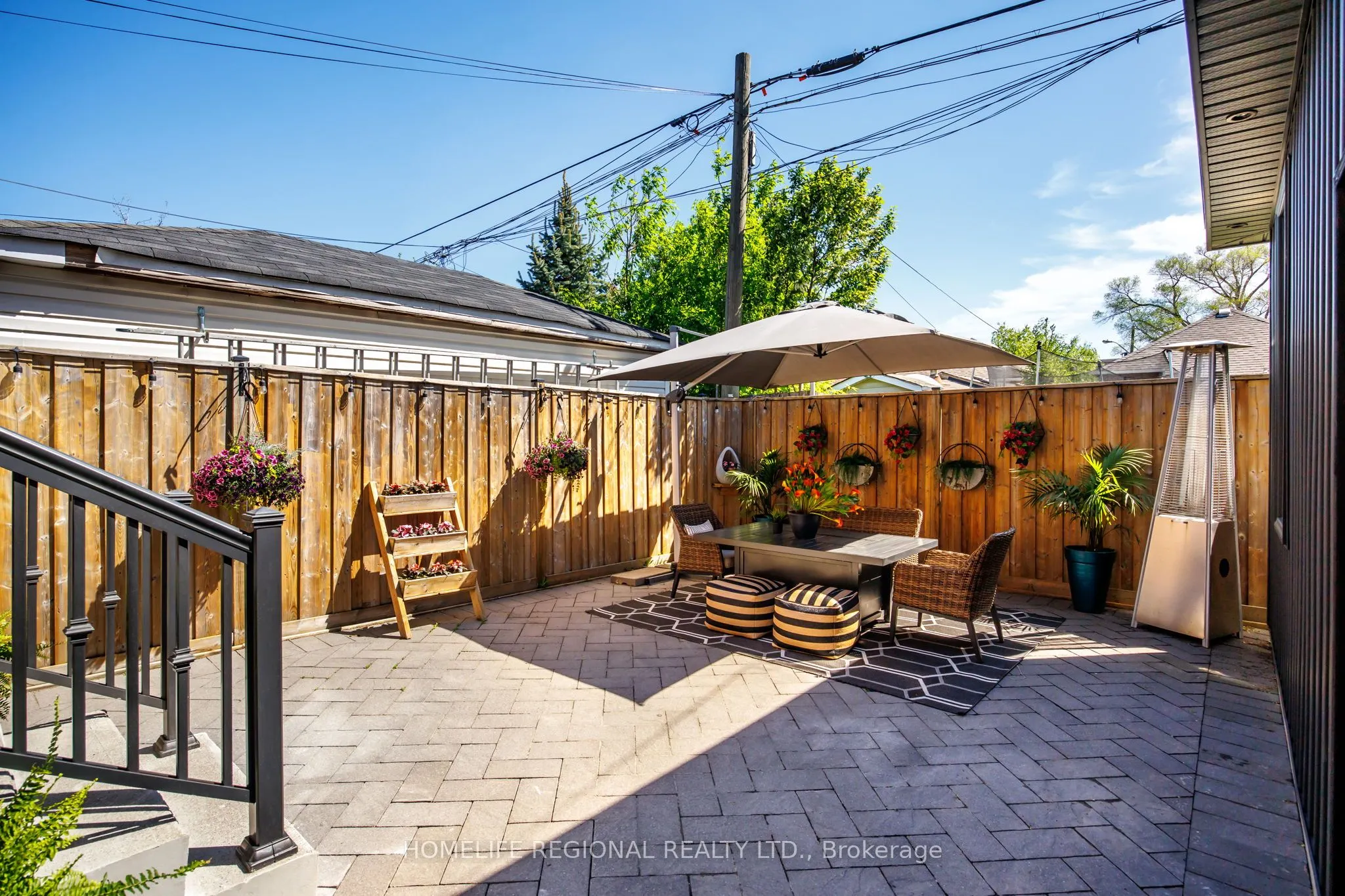 313 Robina Avenue