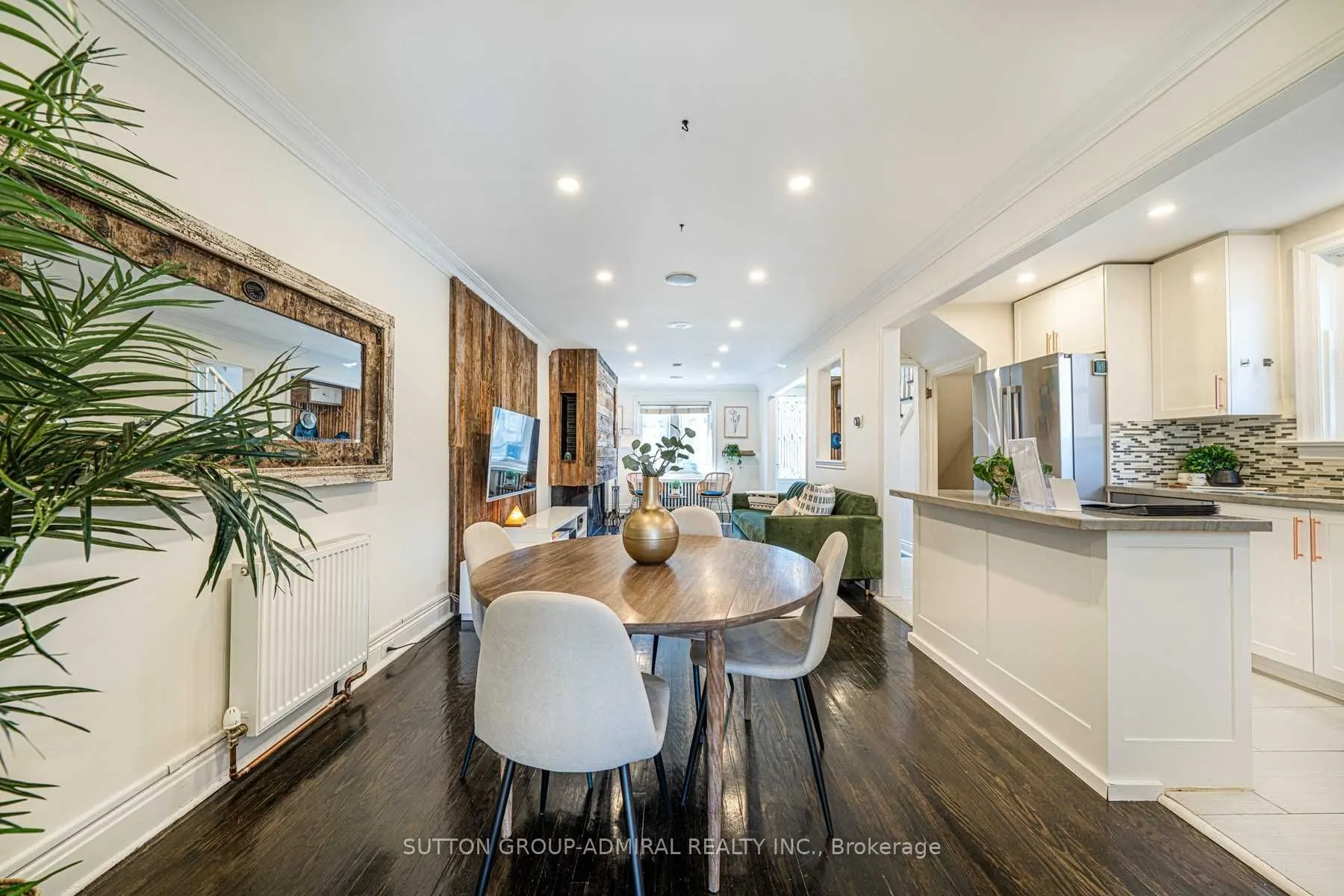350 Roselawn Avenue
