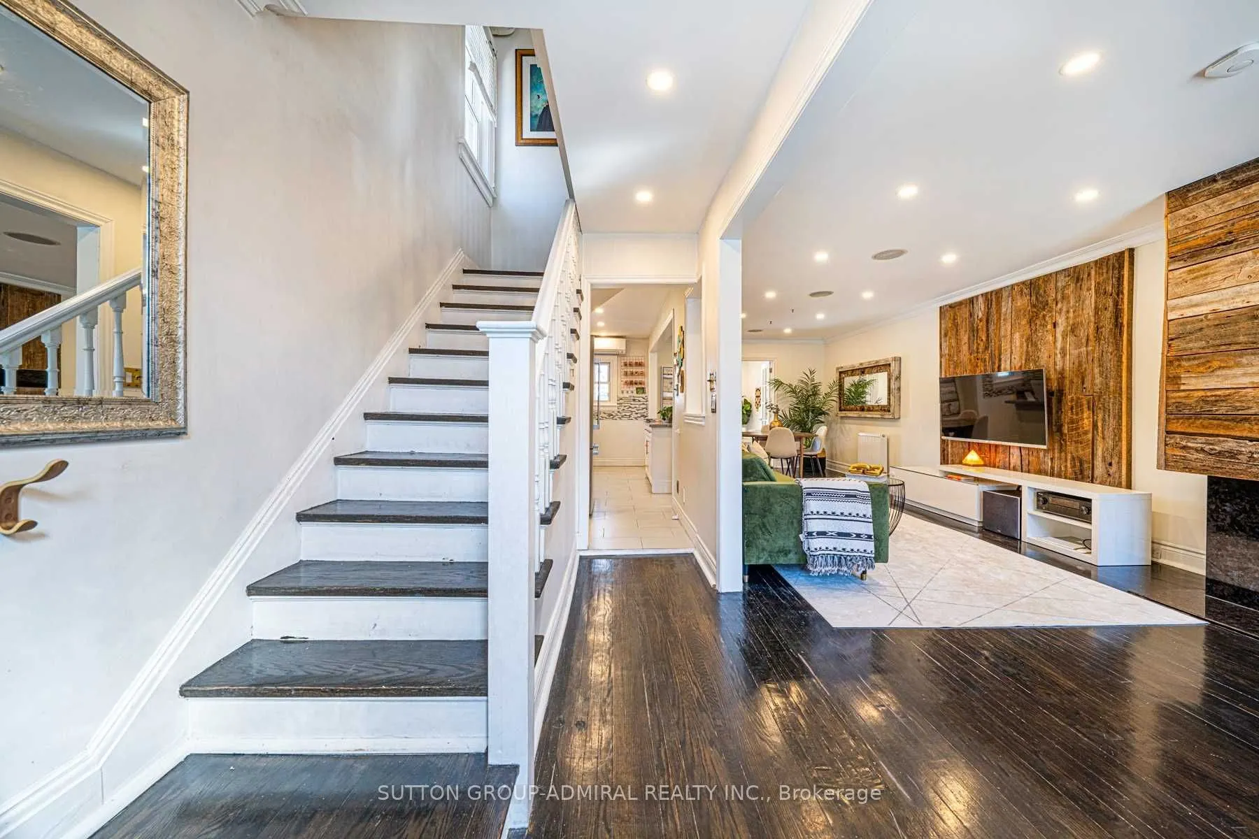 350 Roselawn Avenue