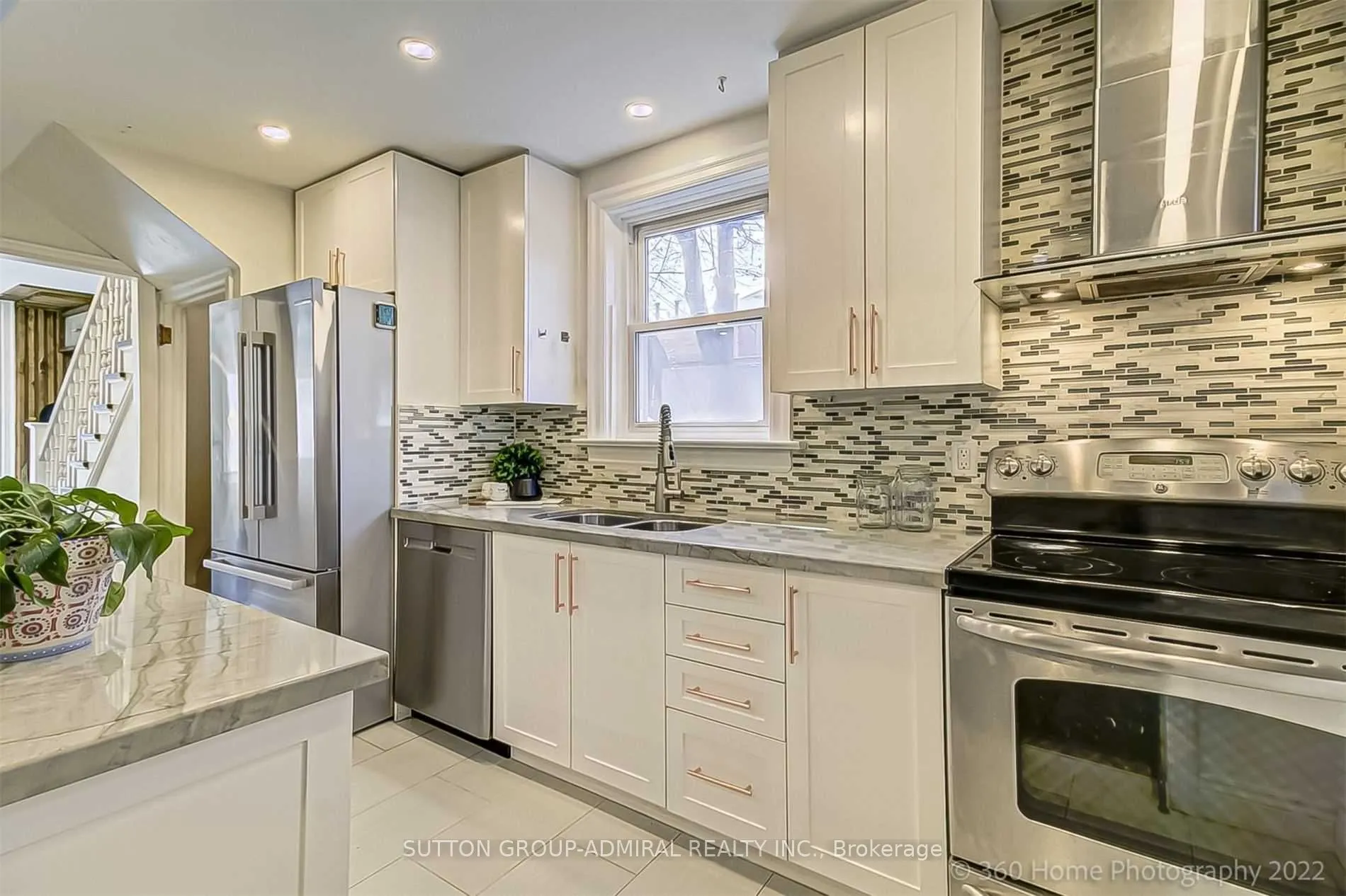 350 Roselawn Avenue