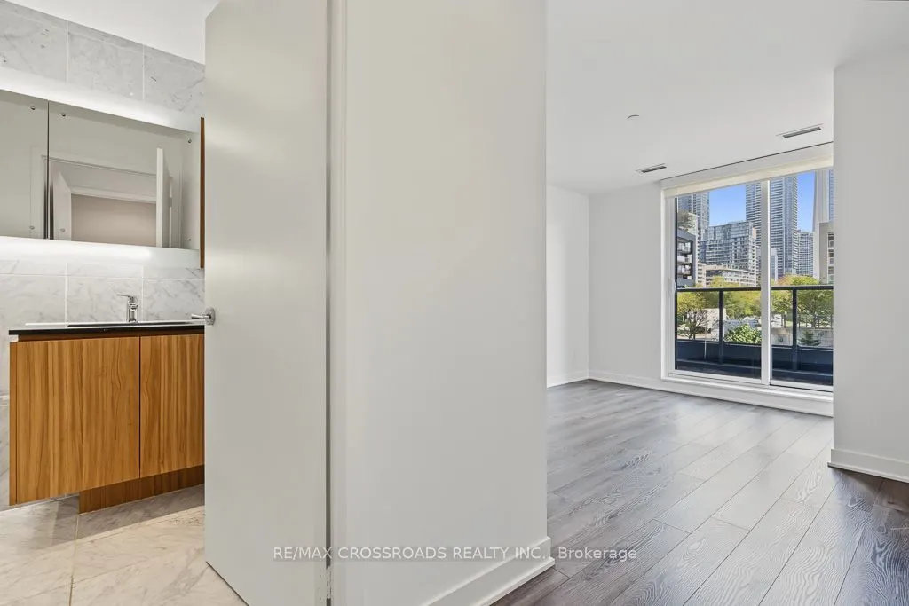 58 Queens Wharf Road #Th05