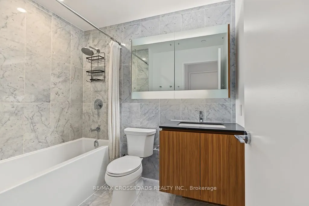 58 Queens Wharf Road #Th05