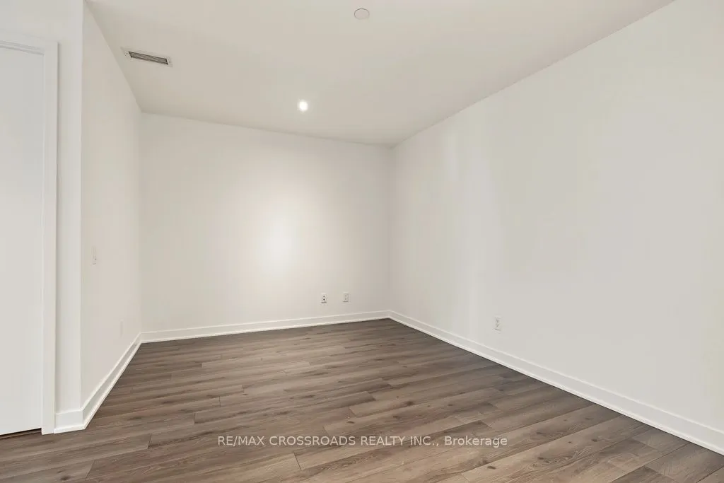 58 Queens Wharf Road #Th05