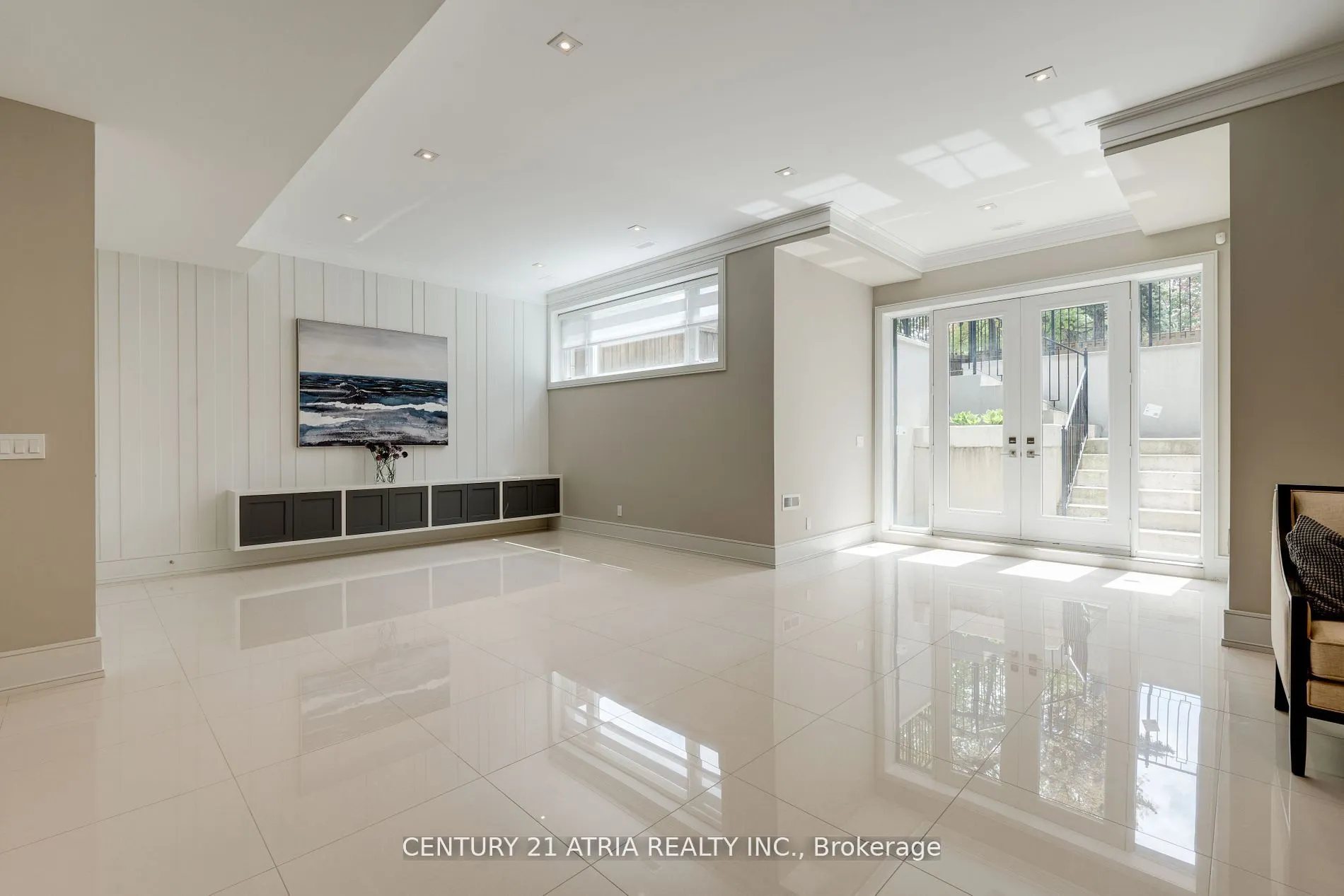 225 Northwood Drive