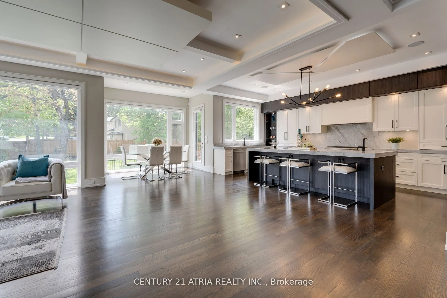 225 Northwood Drive