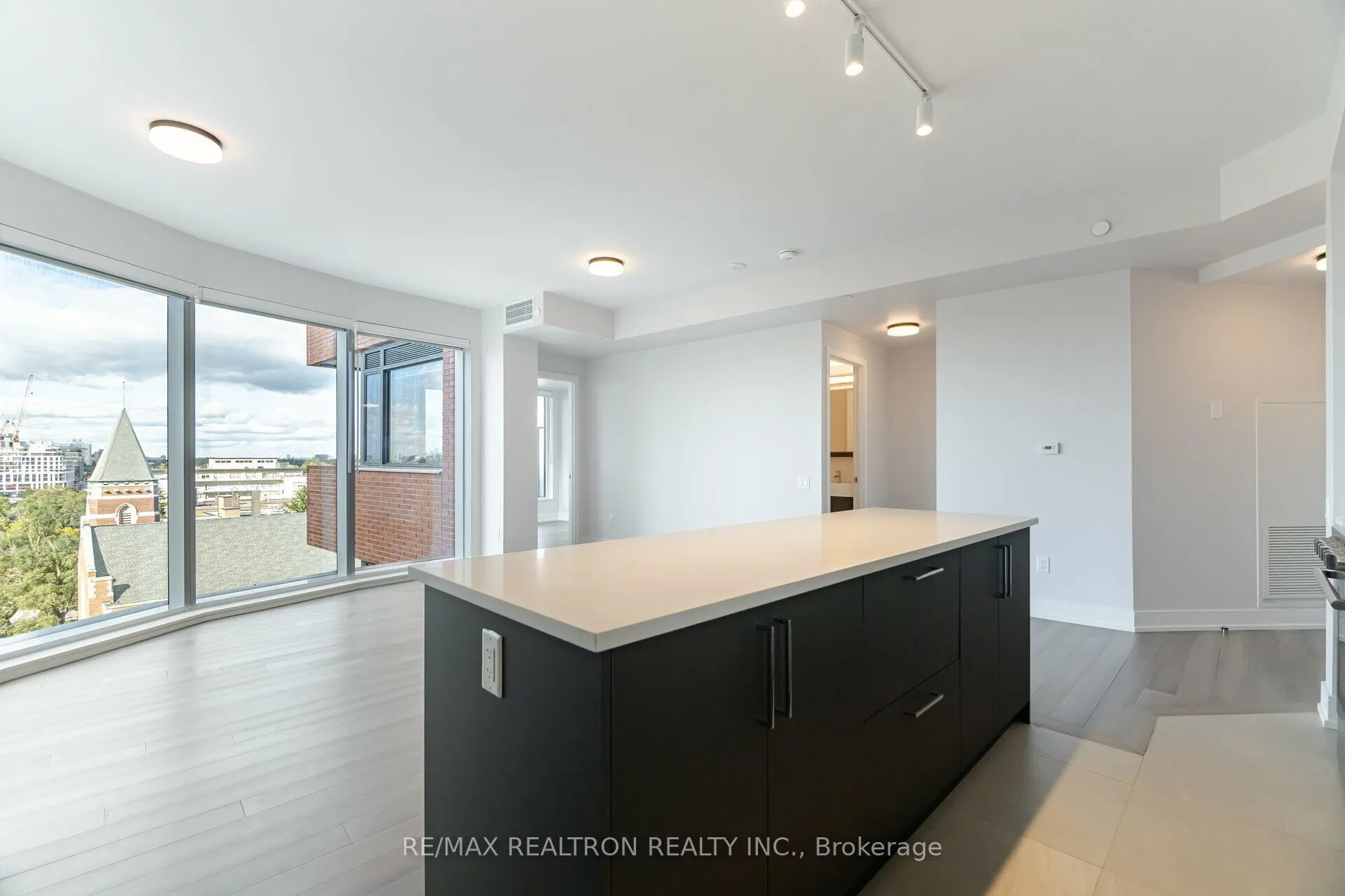 2525 Bathurst Street #507