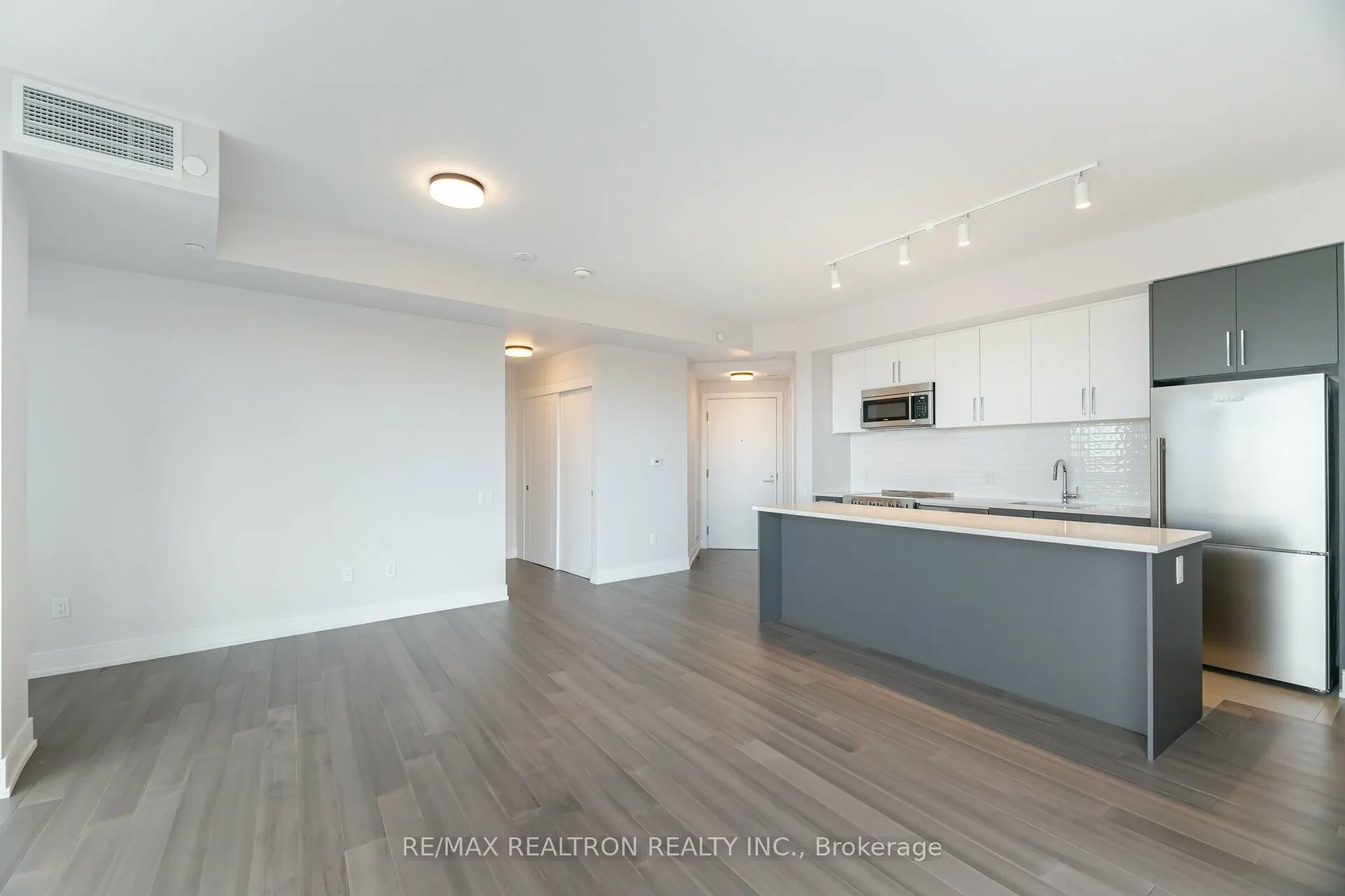 2525 Bathurst Street #507