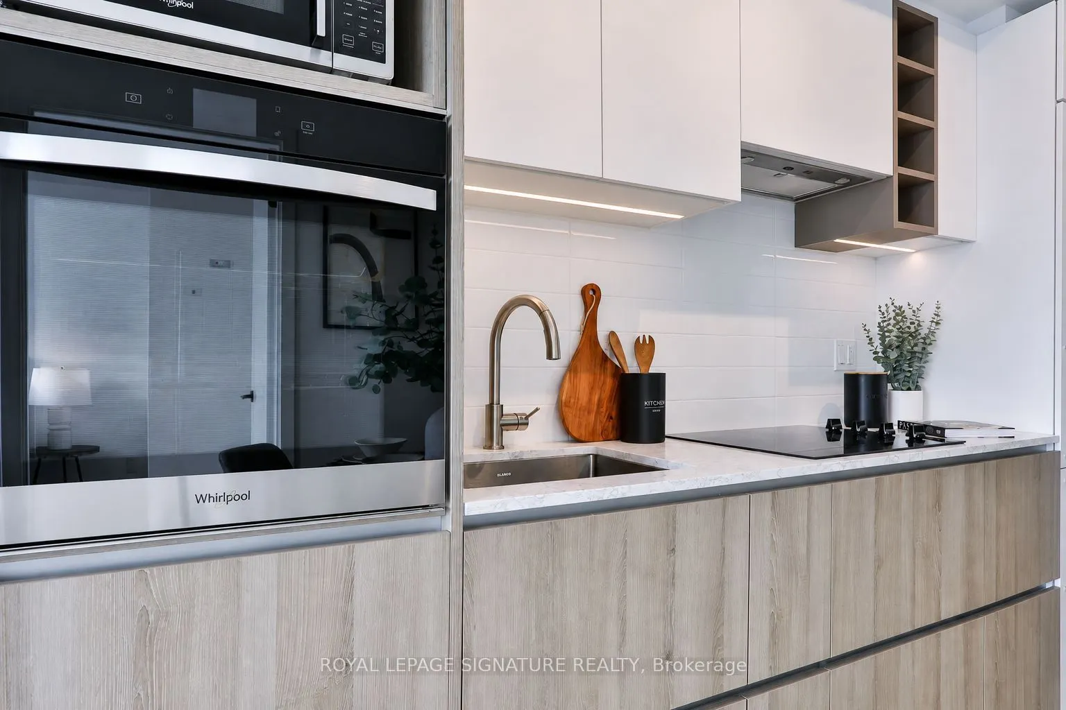 319 Jarvis Street #2916