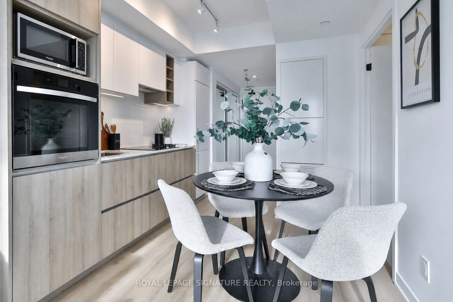 319 Jarvis Street #2916
