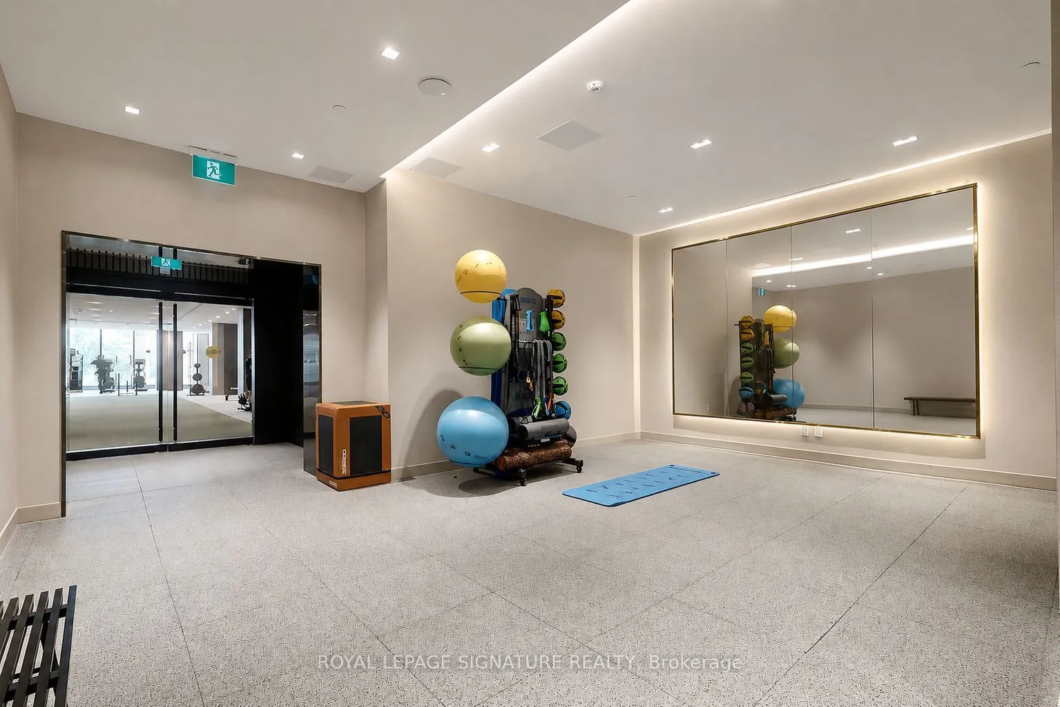 319 Jarvis Street #2916