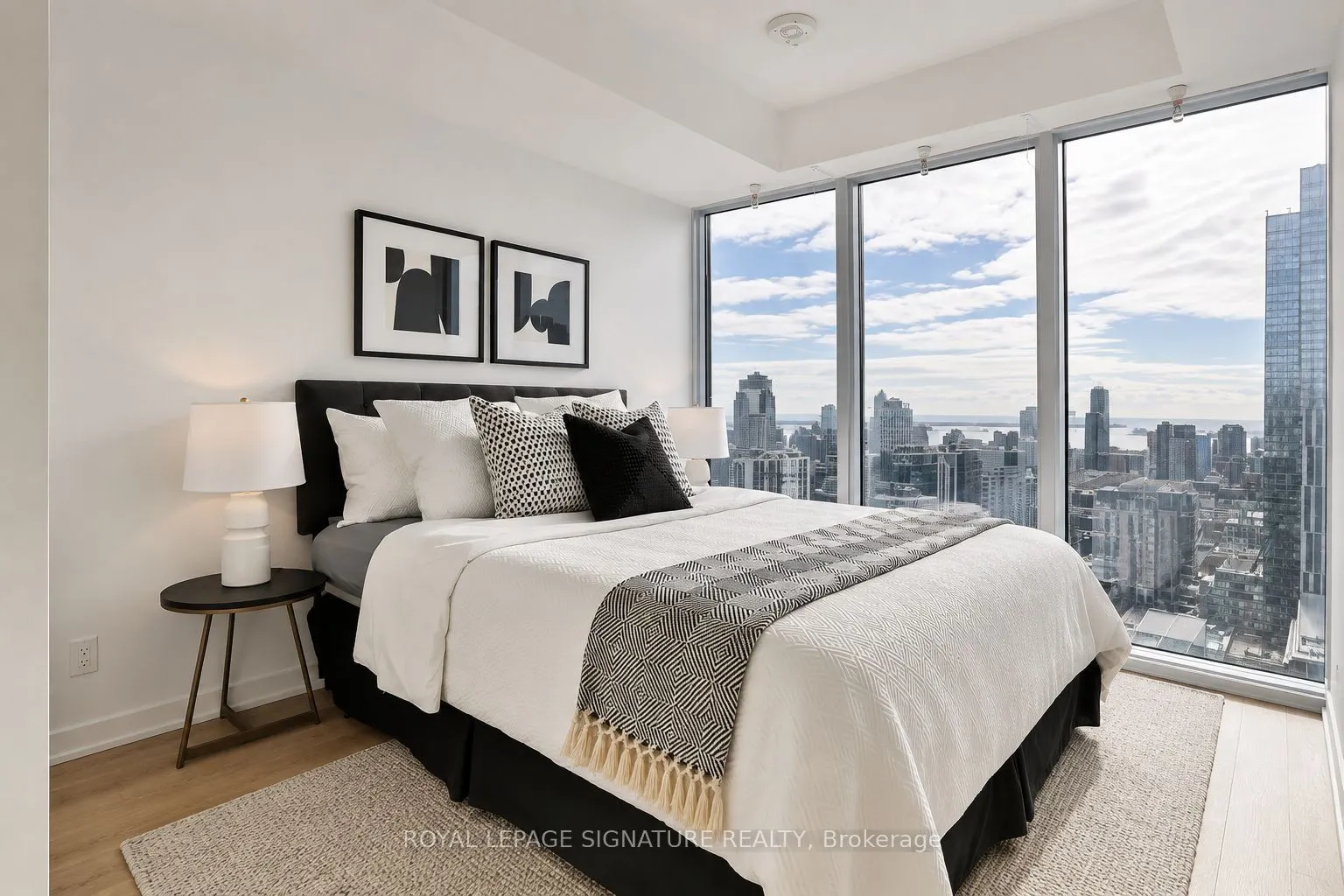 319 Jarvis Street #2916
