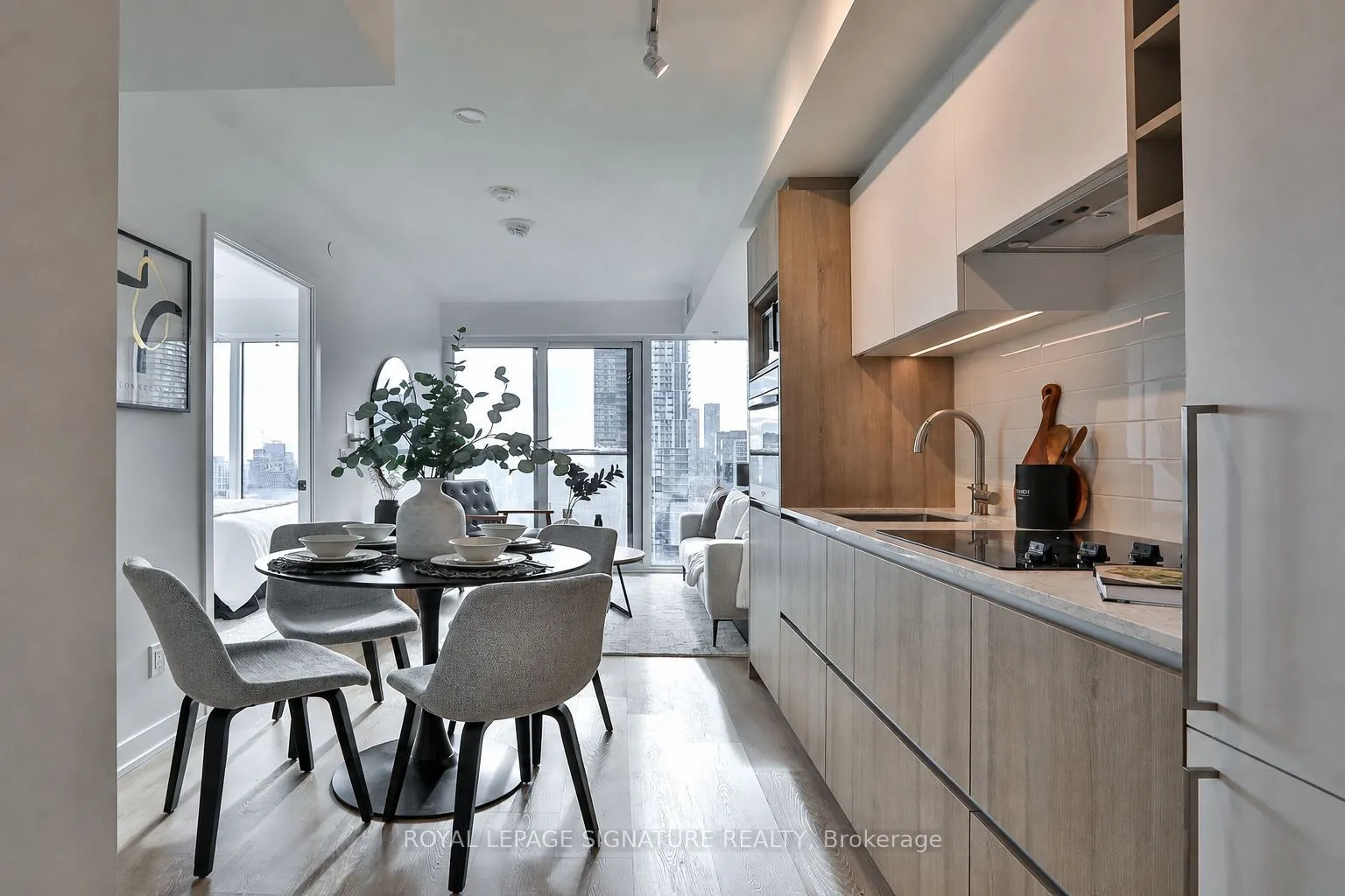 319 Jarvis Street #2916