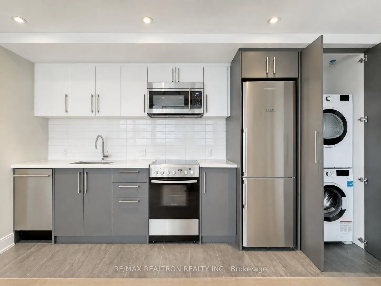 11 Walmer Road #304