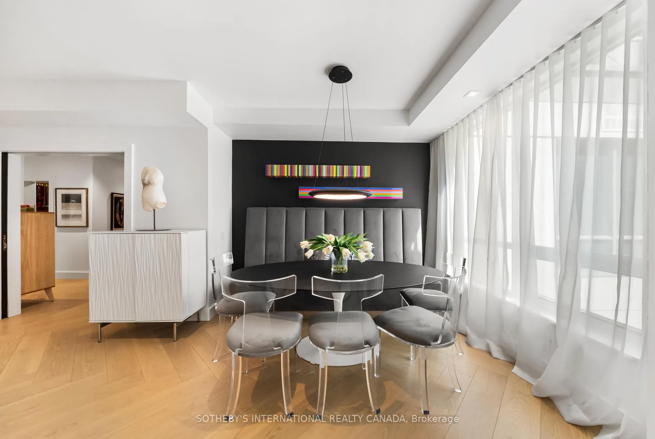 20 Scrivener Square #716