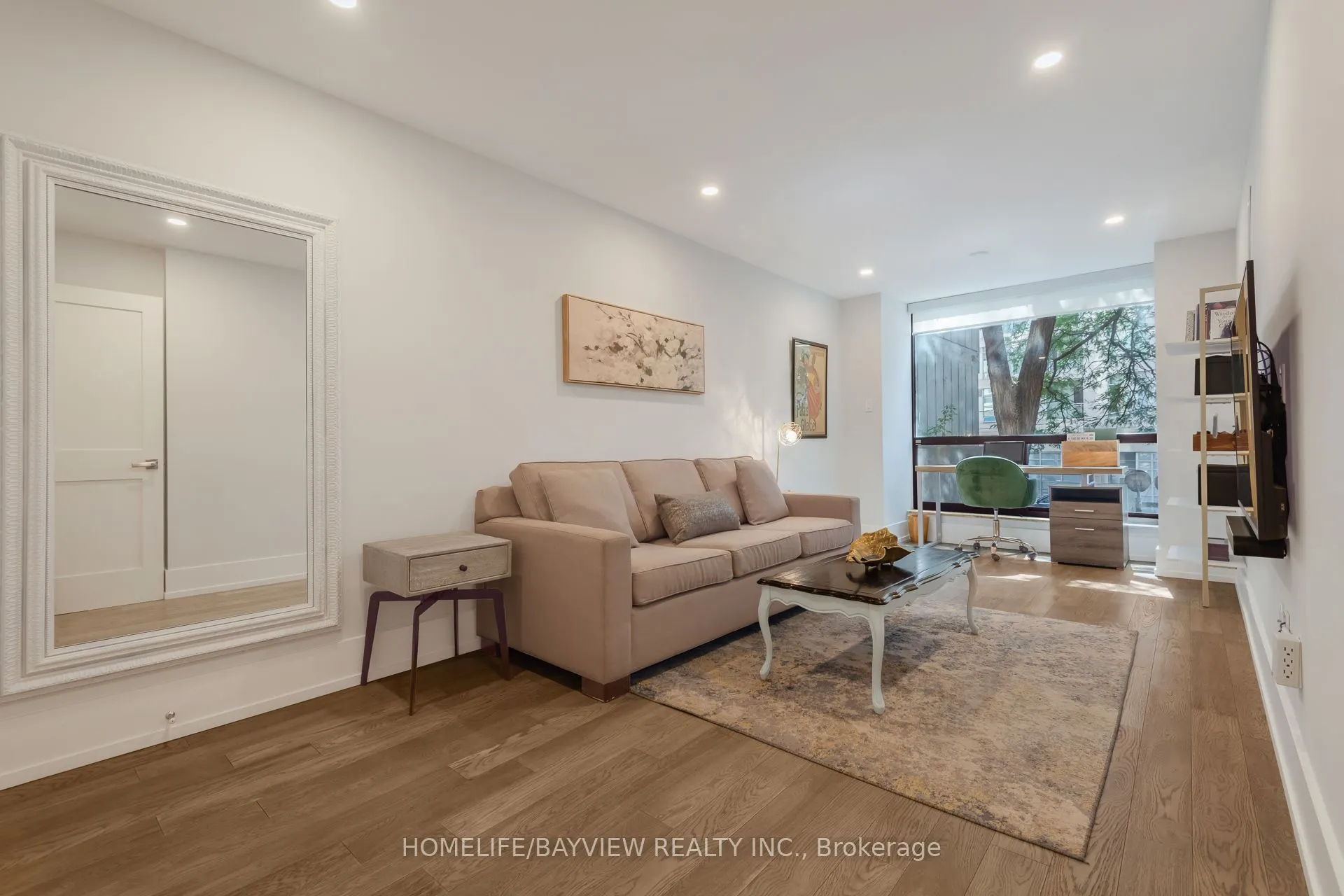 15 Mcmurrich Street #108