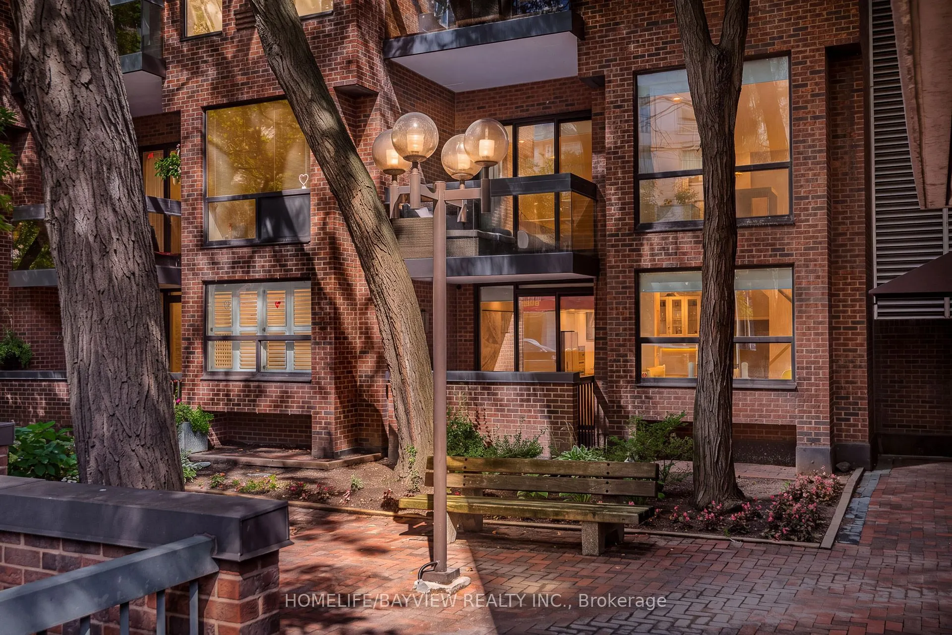 15 Mcmurrich Street #108