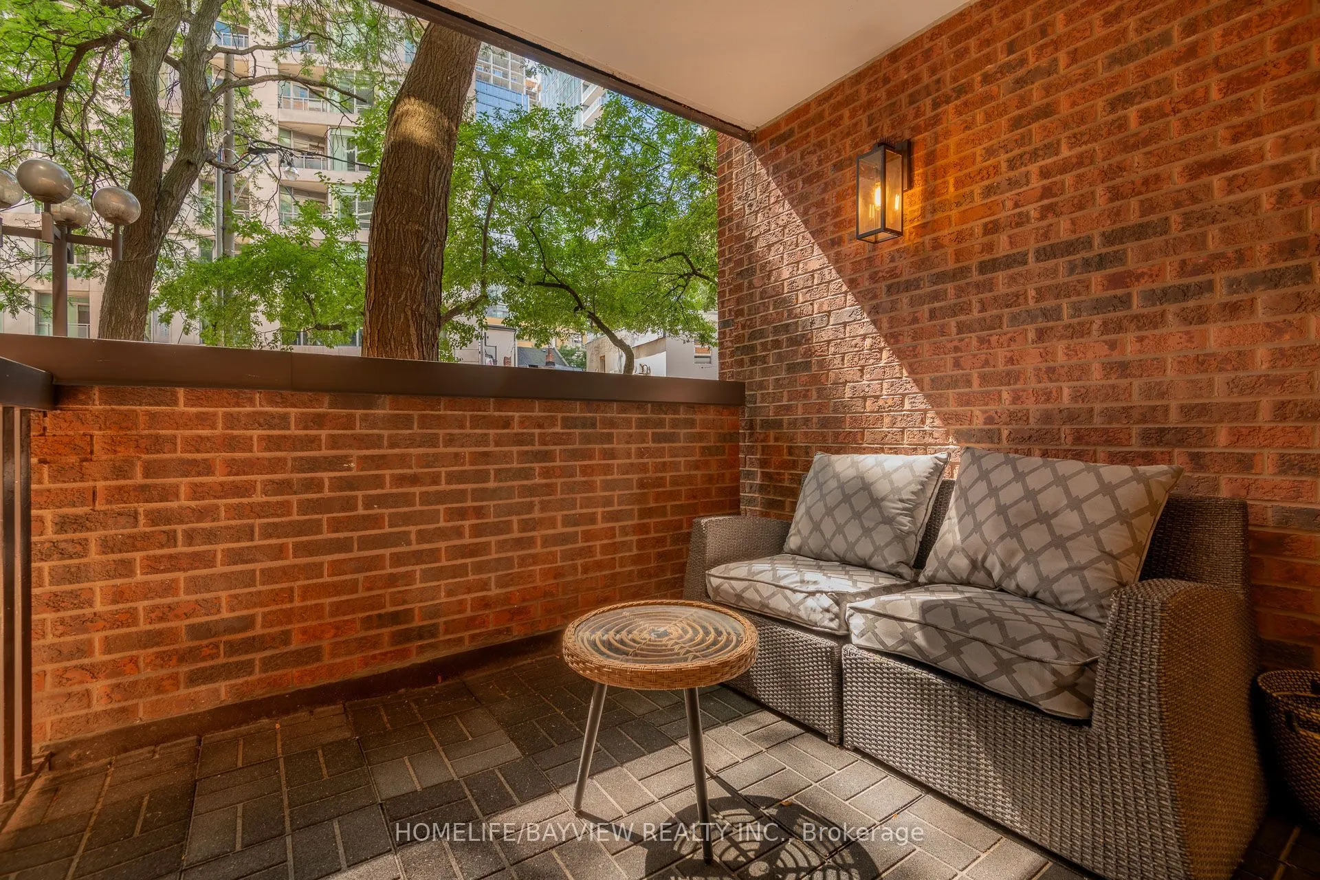 15 Mcmurrich Street #108
