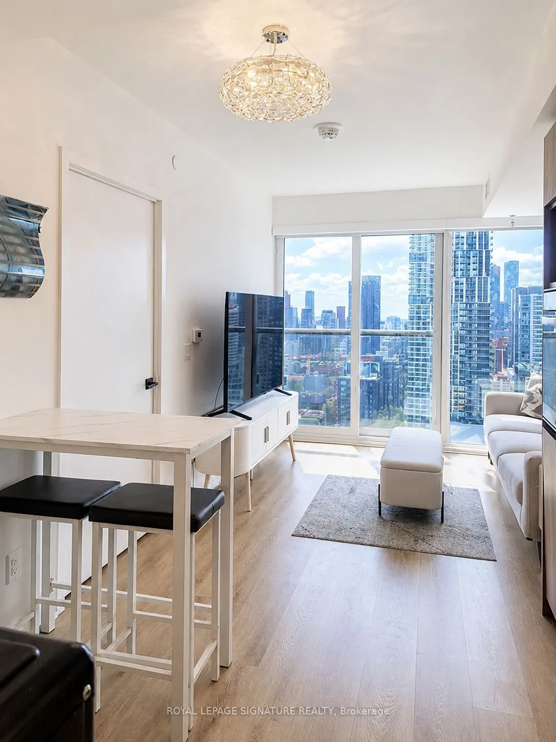319 Jarvis Street #2916