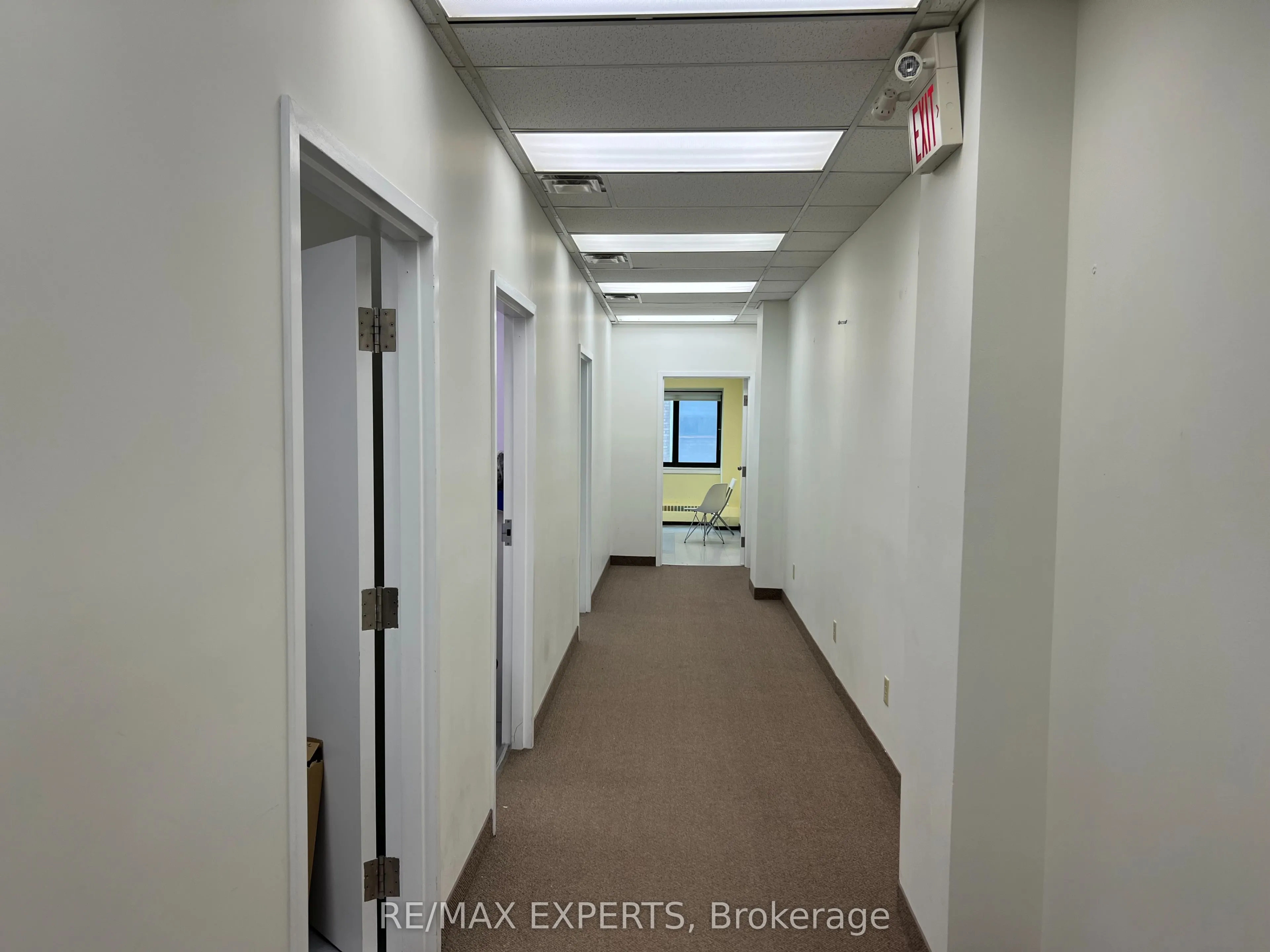 720 Spadina Avenue #300