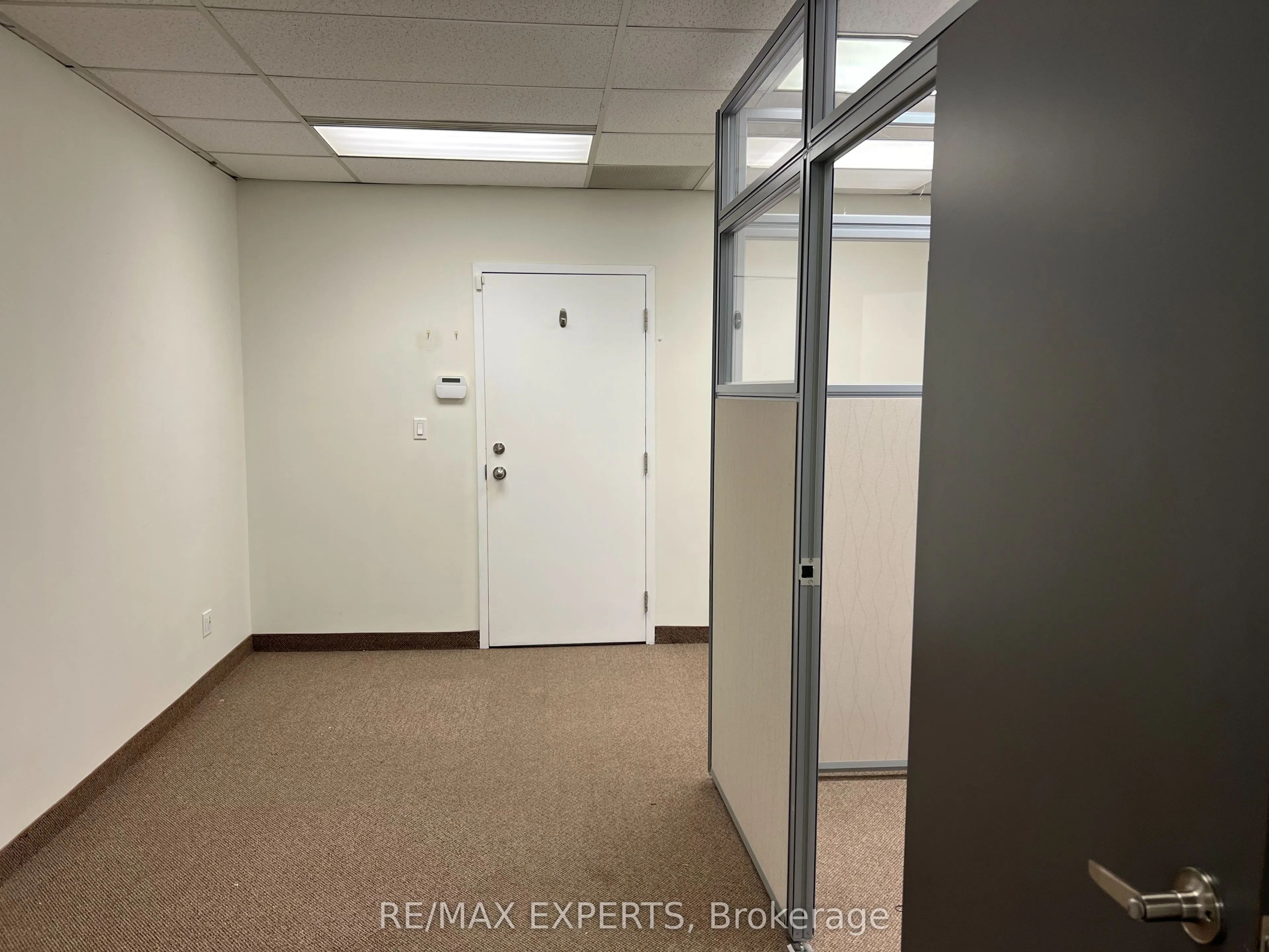 720 Spadina Avenue #300