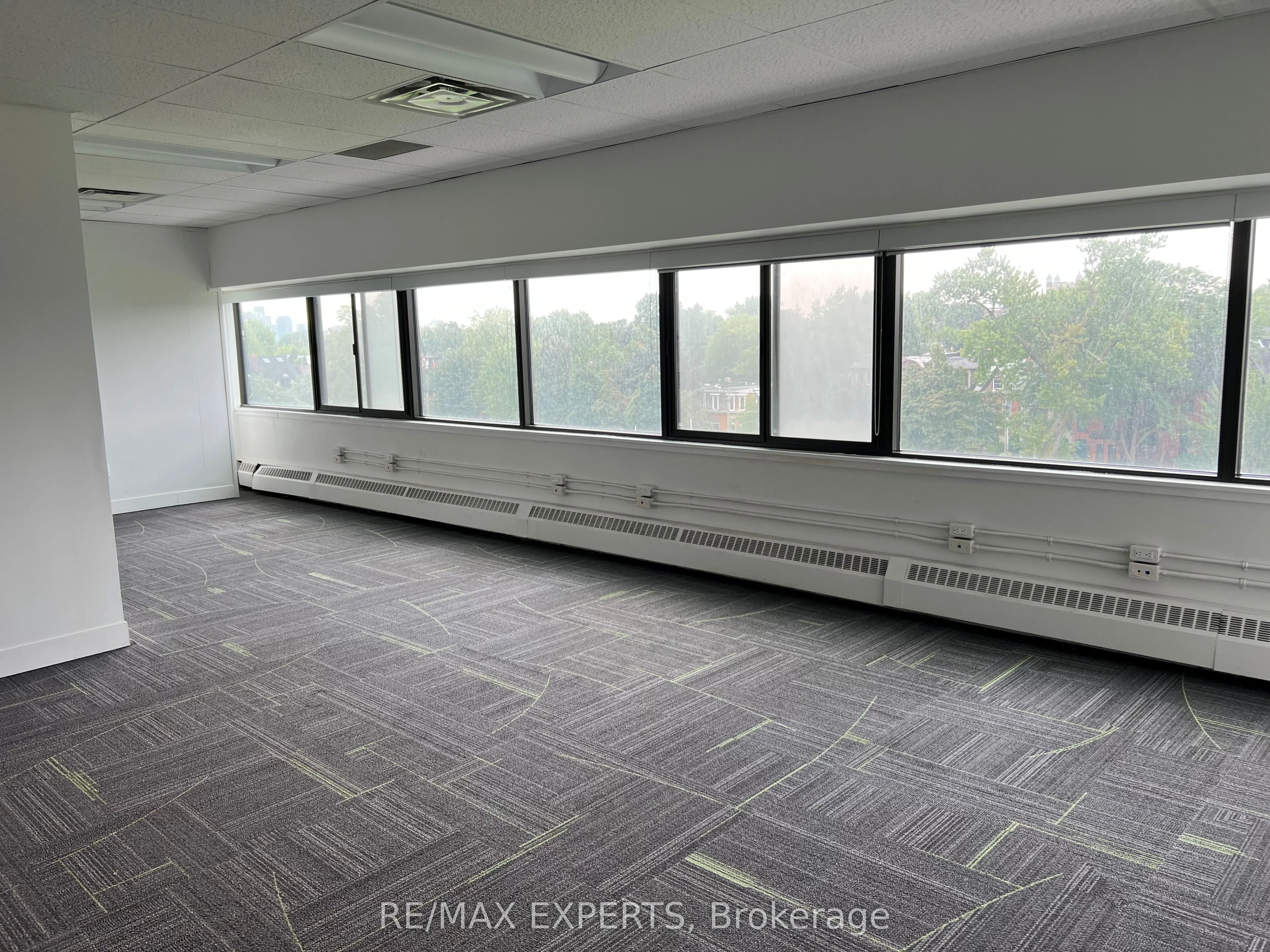 720 Spadina Avenue #406