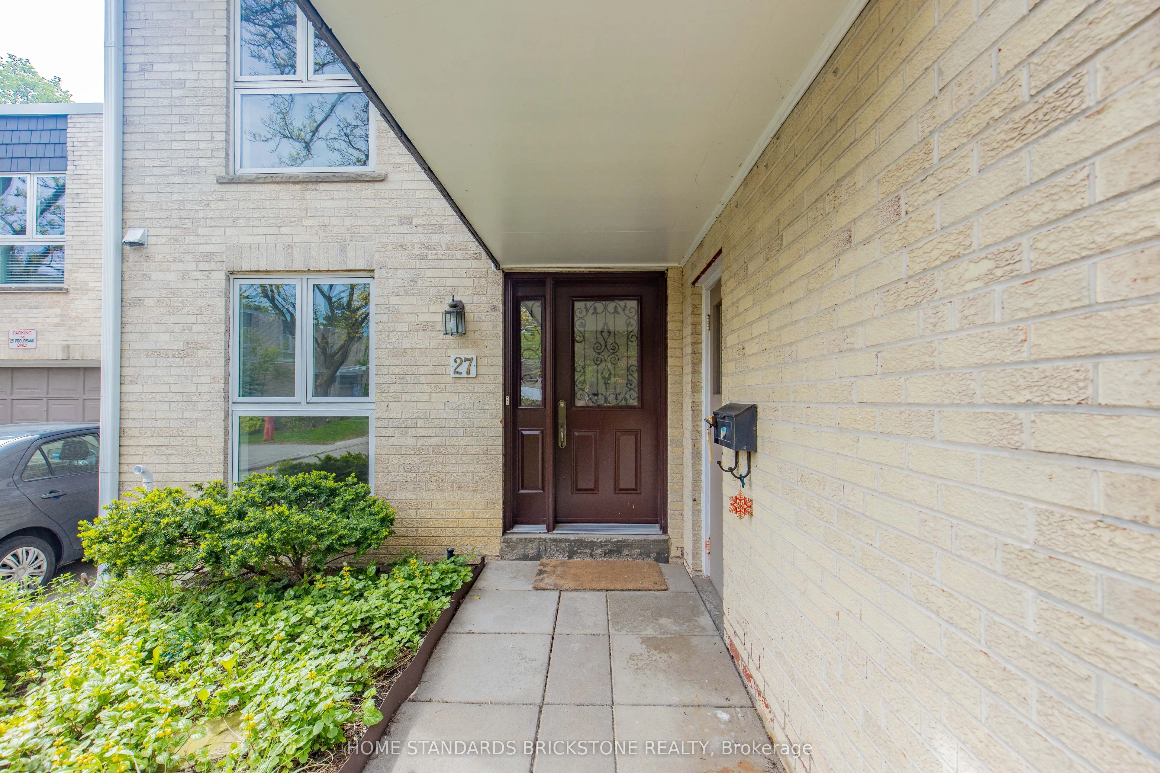 27 Proudbank Millway #50