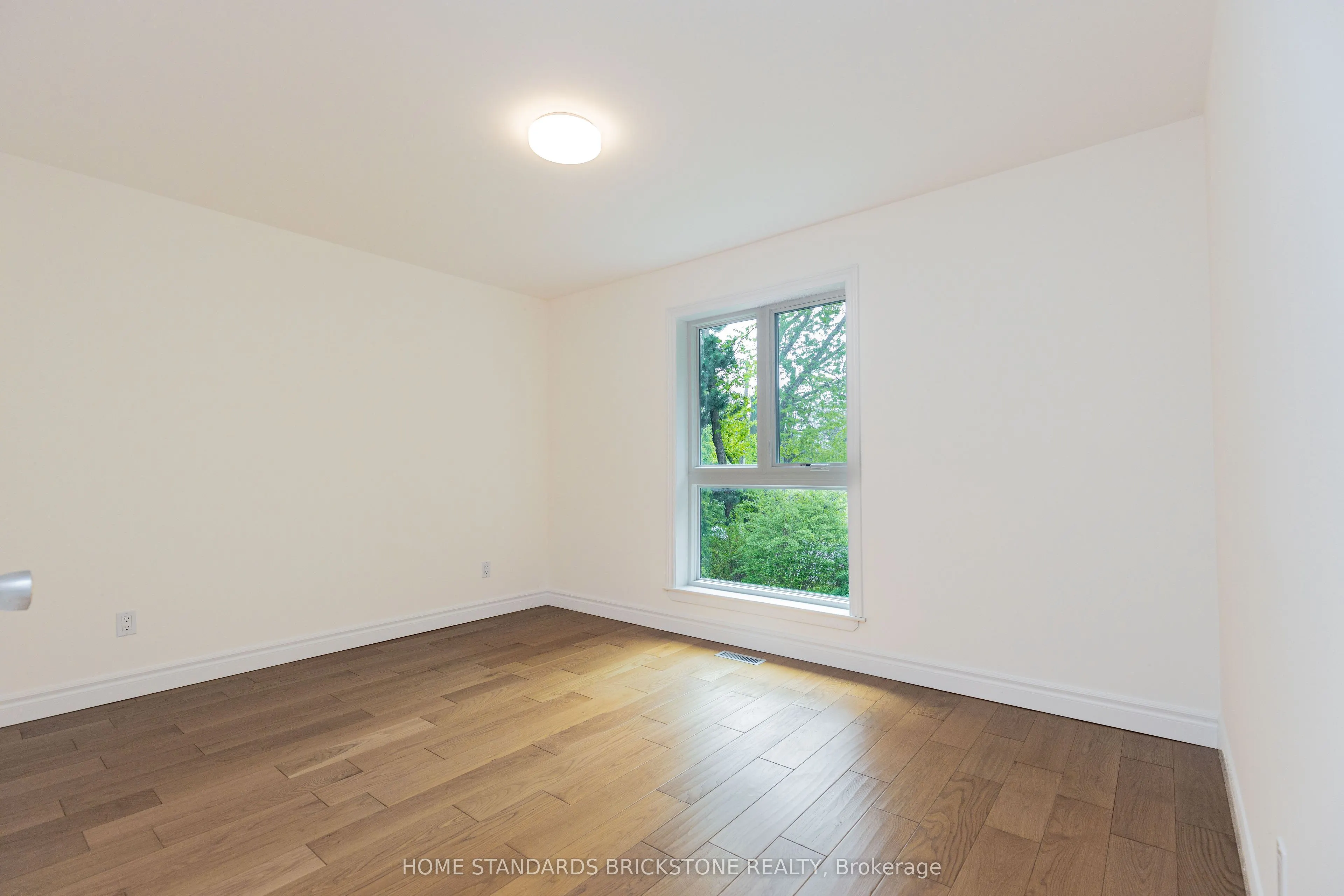 27 Proudbank Millway #50